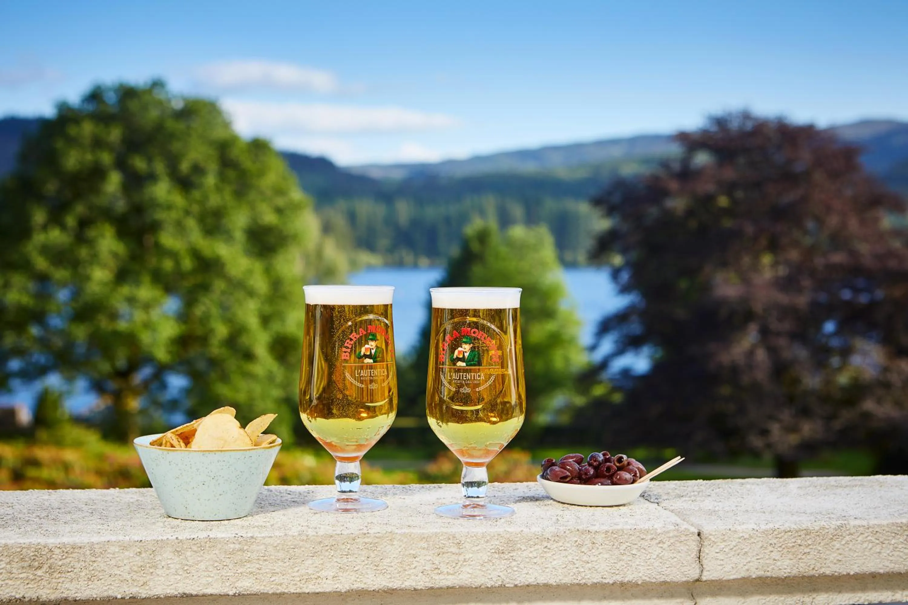 Food and drinks in Macdonald Forest Hills Hotel & Spa