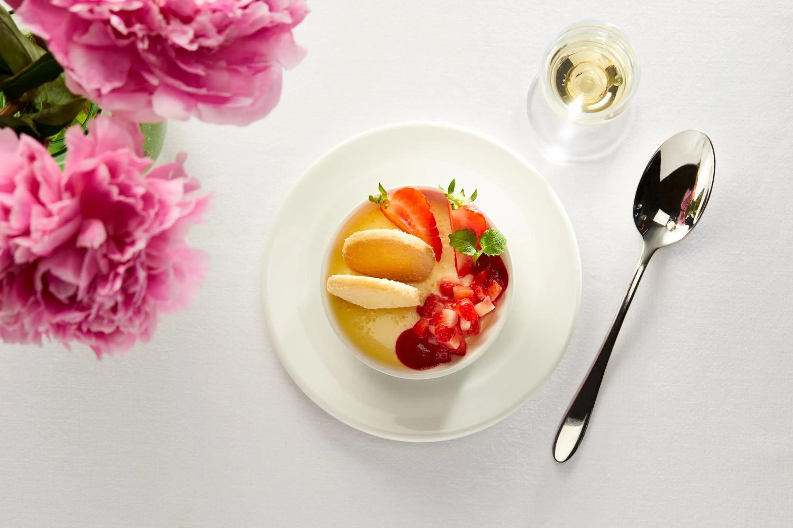 Food and drinks in Macdonald Forest Hills Hotel & Spa