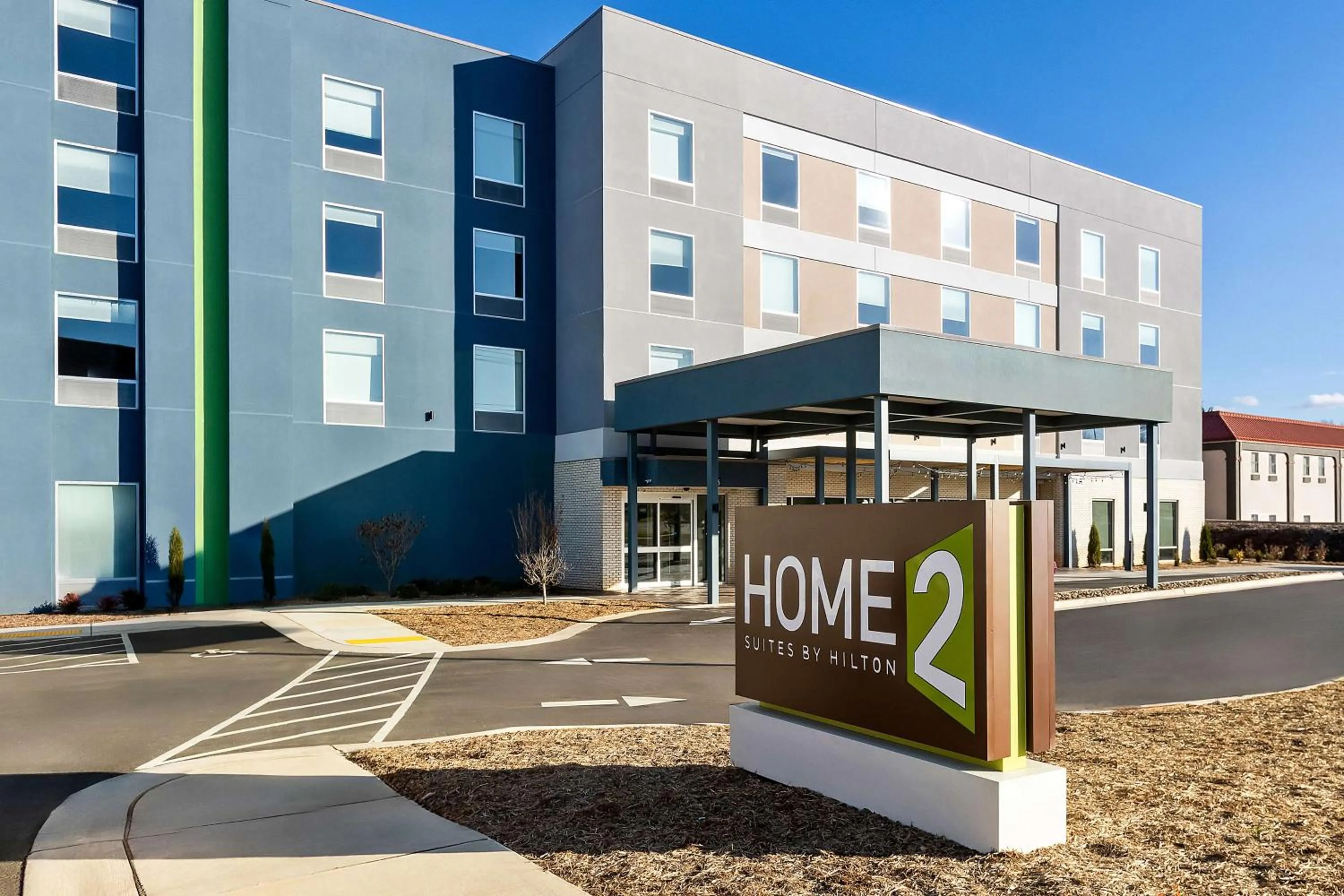 Breakfast in Home2 Suites By Hilton Hendersonville