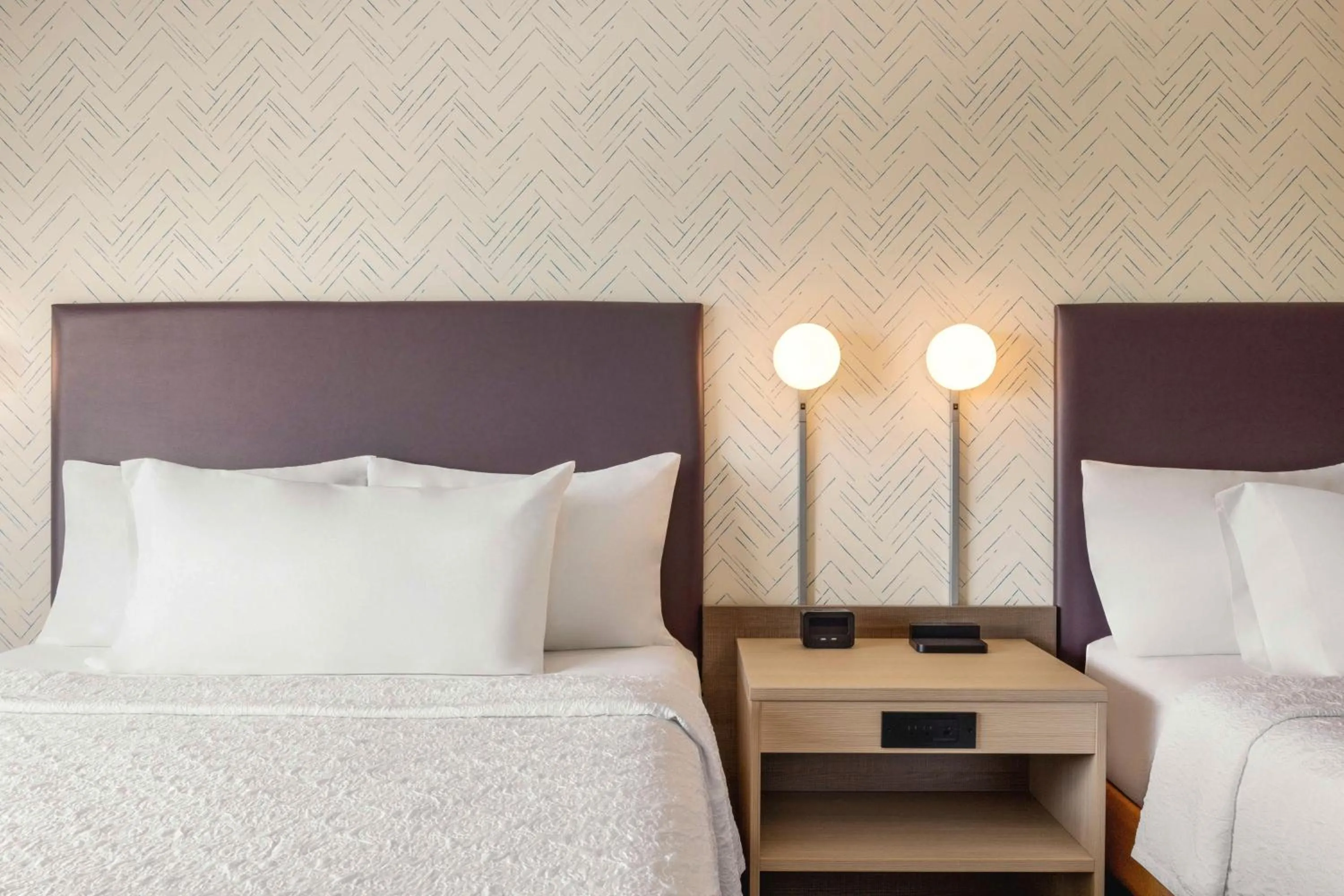 Bed in Home2 Suites Livingston Yellowstone