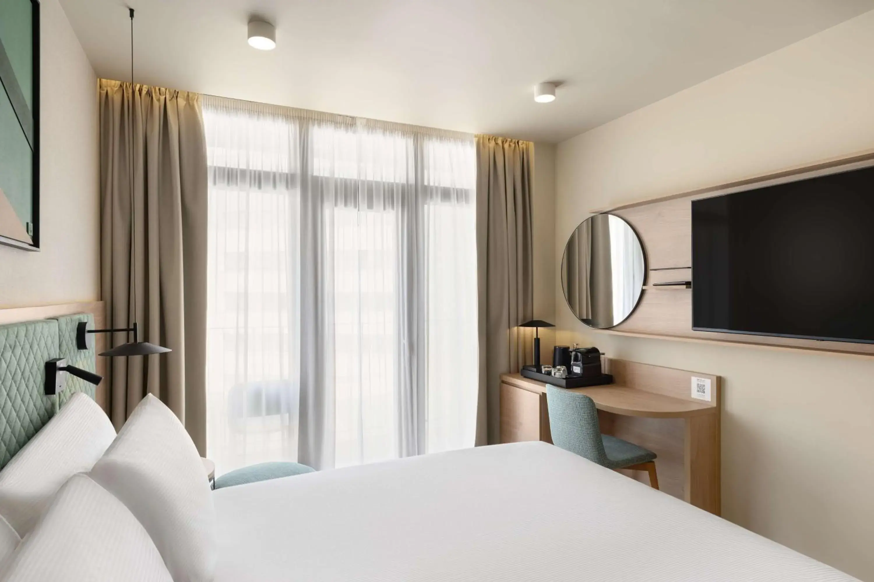 King Deluxe Room with View and Balcony in Hilton Garden Inn Debrecen City Center King Deluxe Room with View and Balcony in Hilton Garden Inn Debrecen City Center