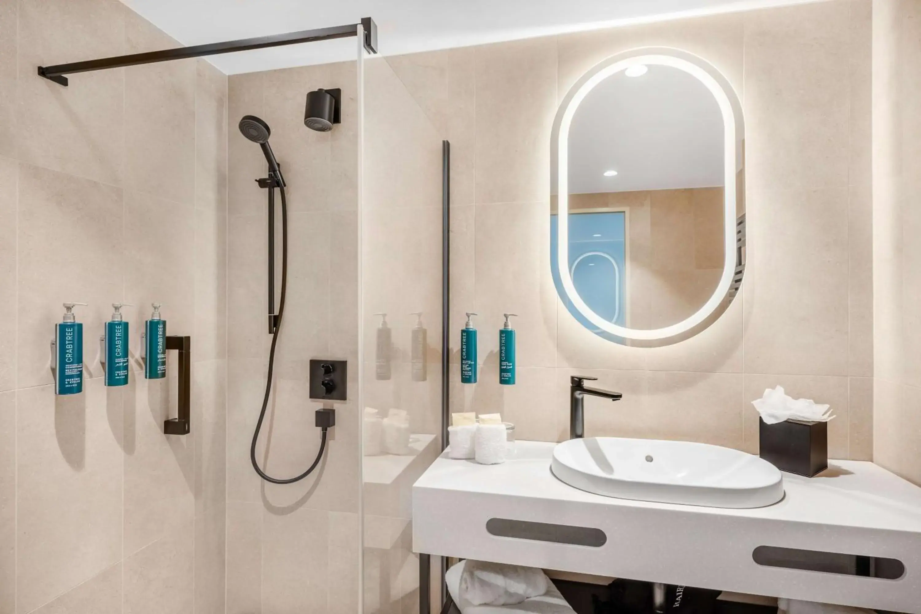 King Room - Mobility Accessible in Hilton Garden Inn Debrecen City Center King Room - Mobility Accessible in Hilton Garden Inn Debrecen City Center