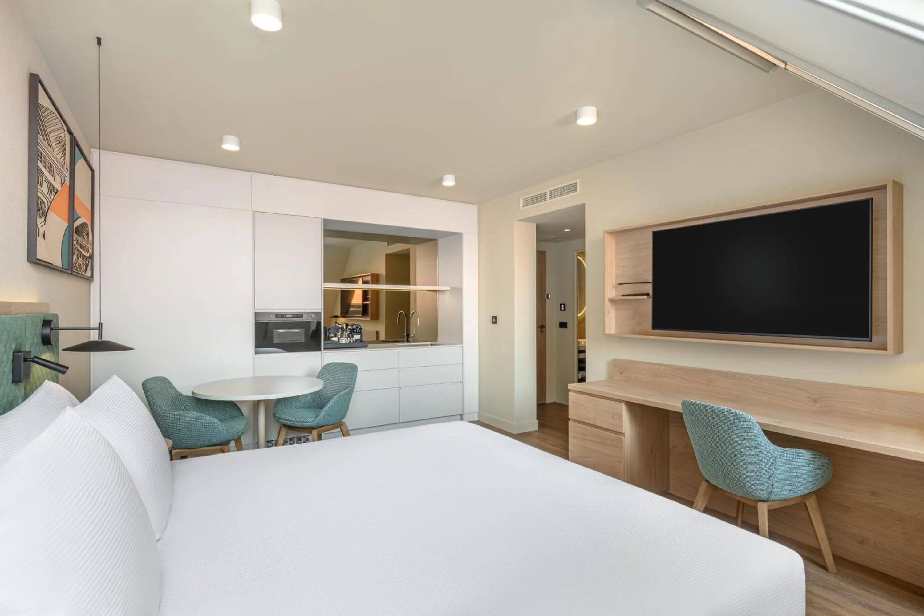 Bedroom, Bed in Hilton Garden Inn Debrecen City Center