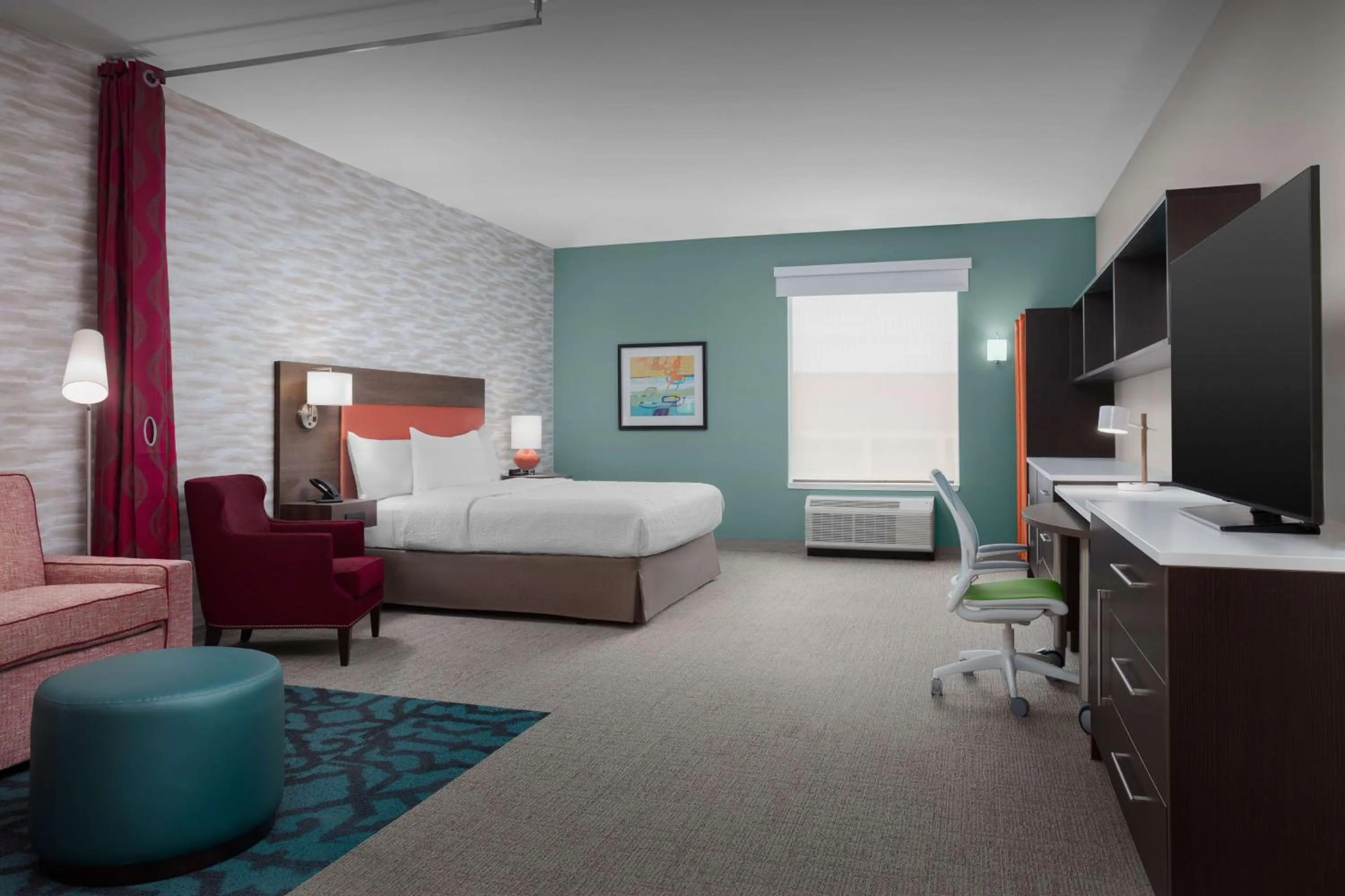 Bed in Home2 Suites By Hilton Laredo North