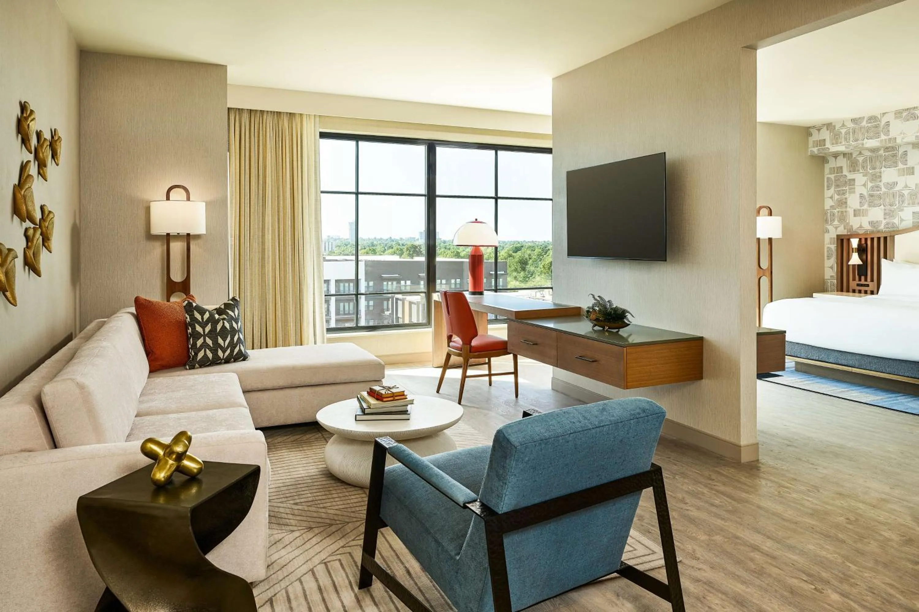 Living room, Bed in Lively Hotel On Oak Oklahoma City, Tapestry By Hilton