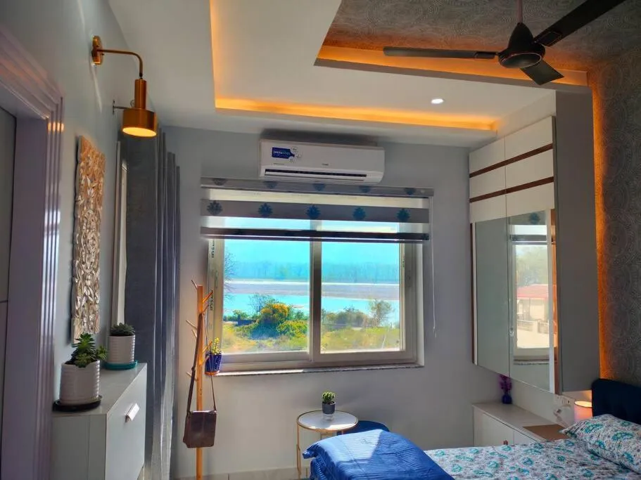 Bedroom, Bed in Blue Heart Home by the Ganges - Cosy 1Bhk-Veerbhadra