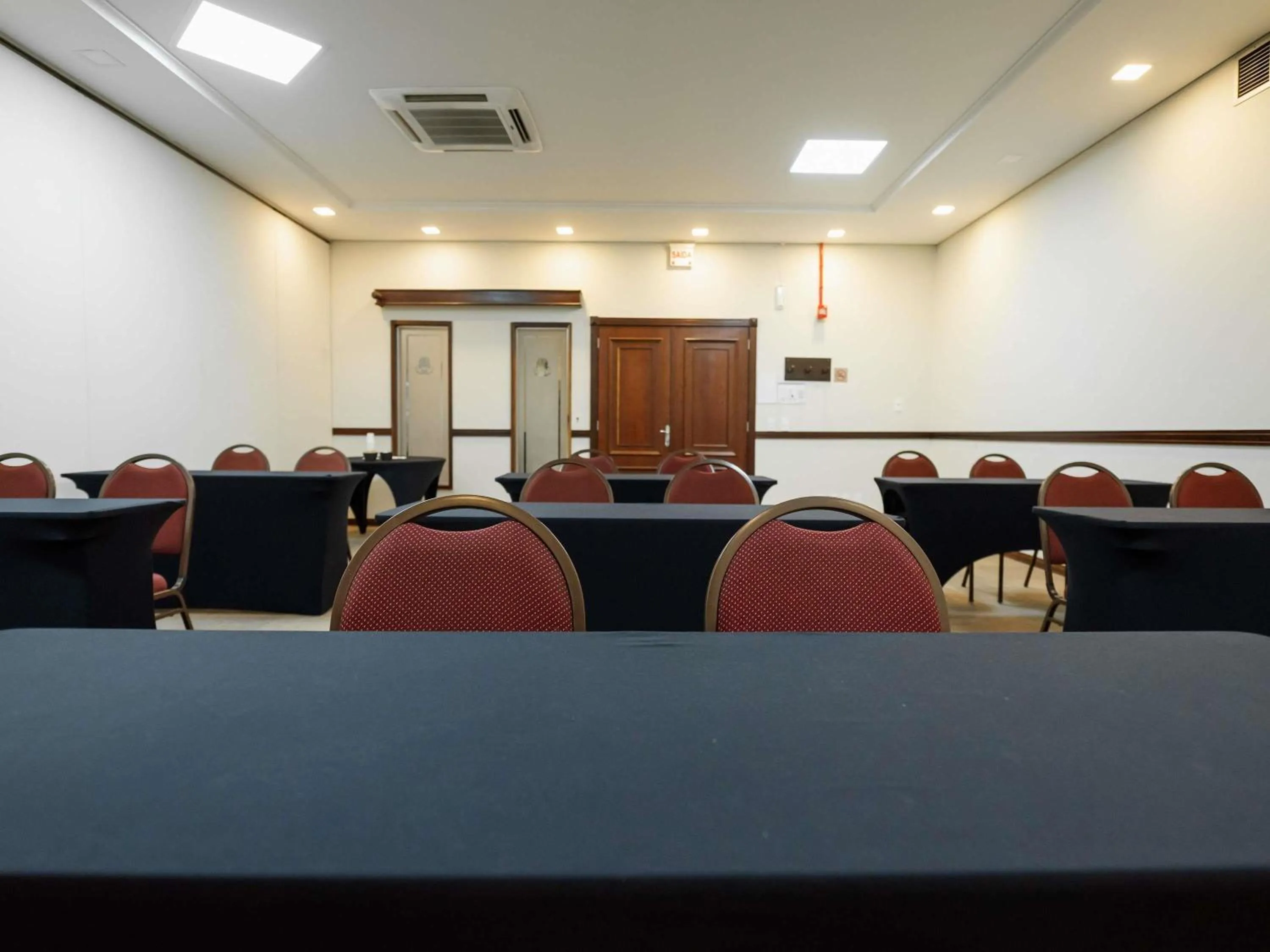 Meeting/conference room in Mercure Jaragua do Sul