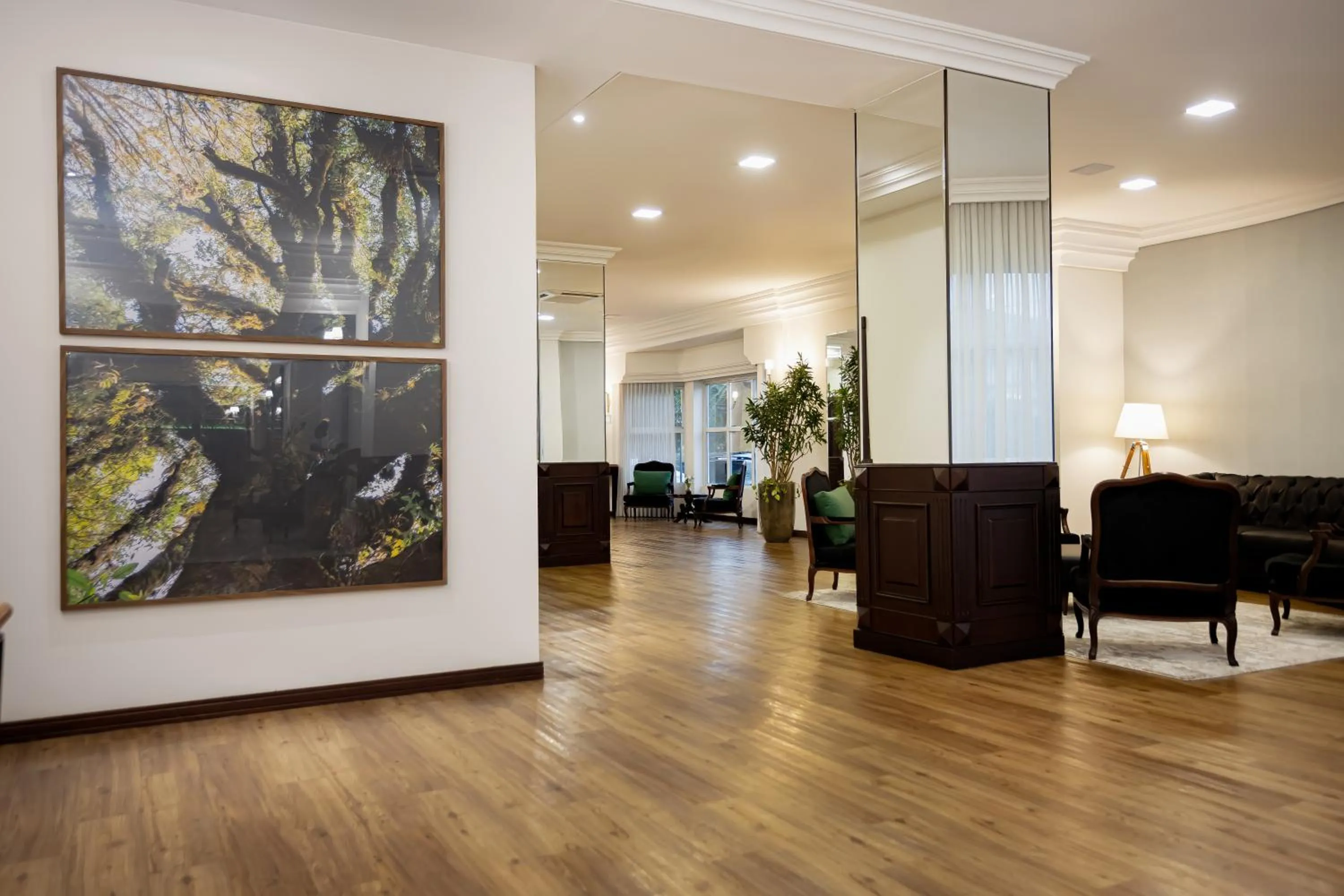 Lobby or reception in Mercure Jaragua do Sul