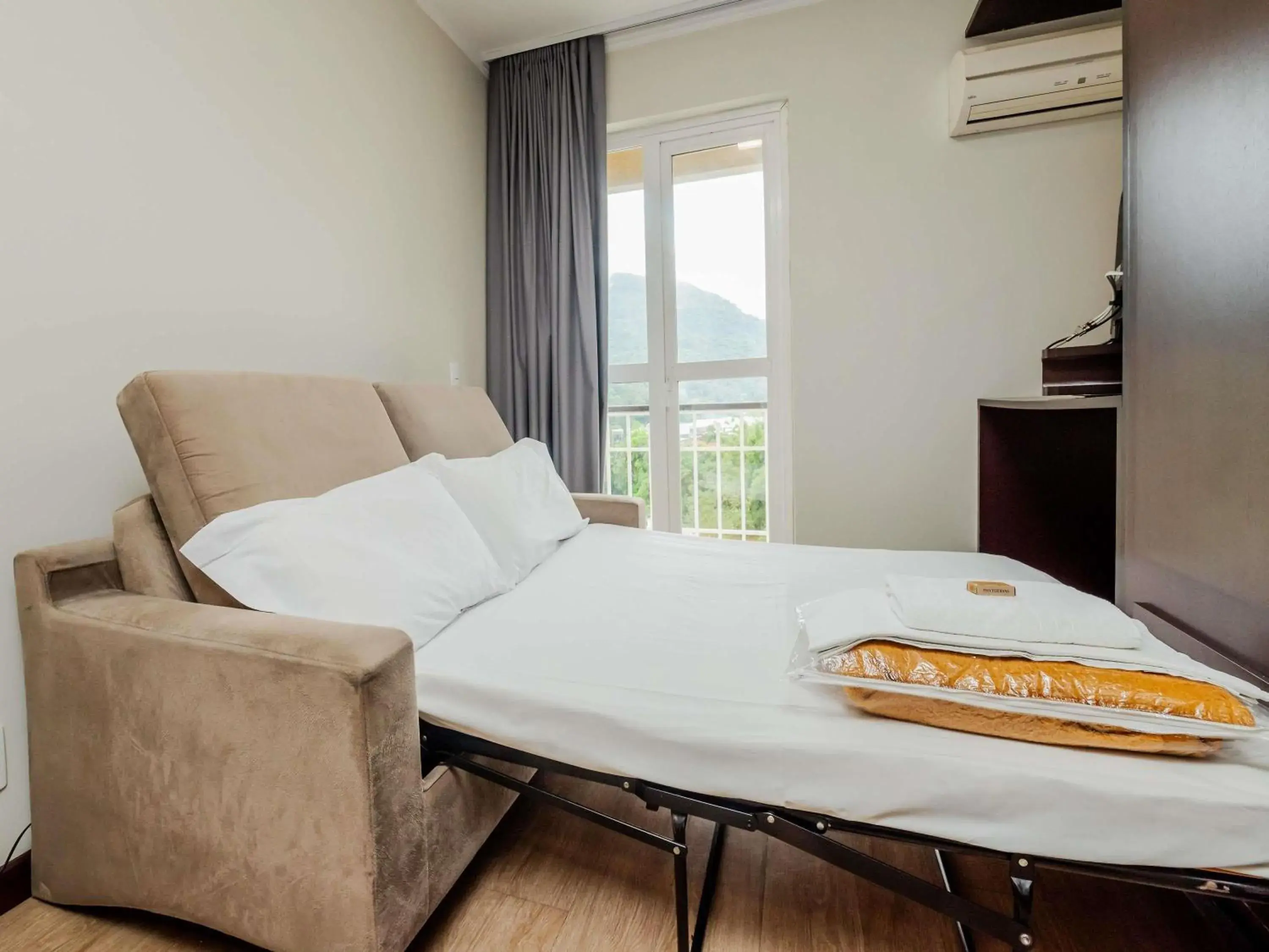 Standard Double Room - single occupancy in Mercure Jaragua do Sul Standard Double Room - single occupancy in Mercure Jaragua do Sul