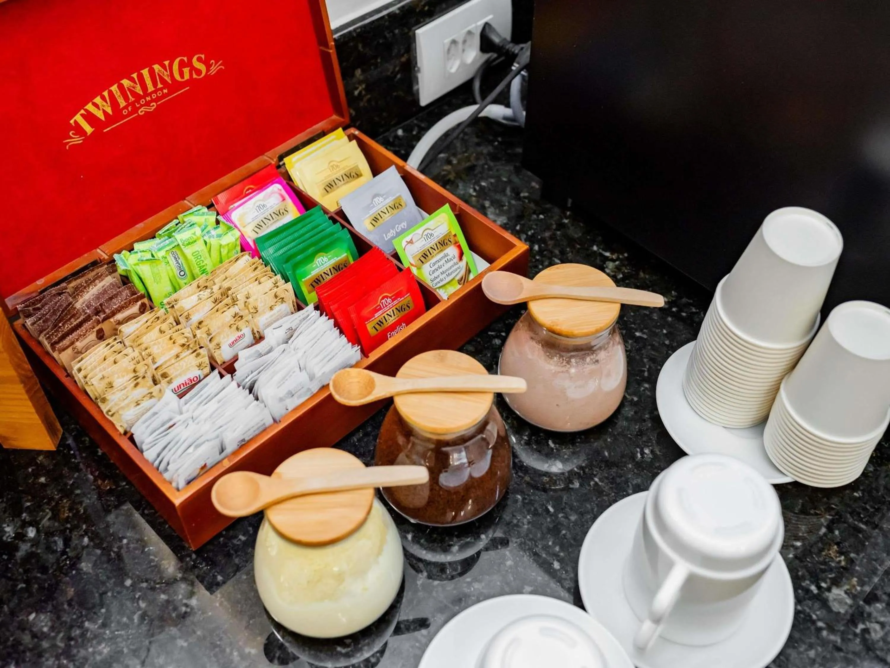 Breakfast in Mercure Jaragua do Sul