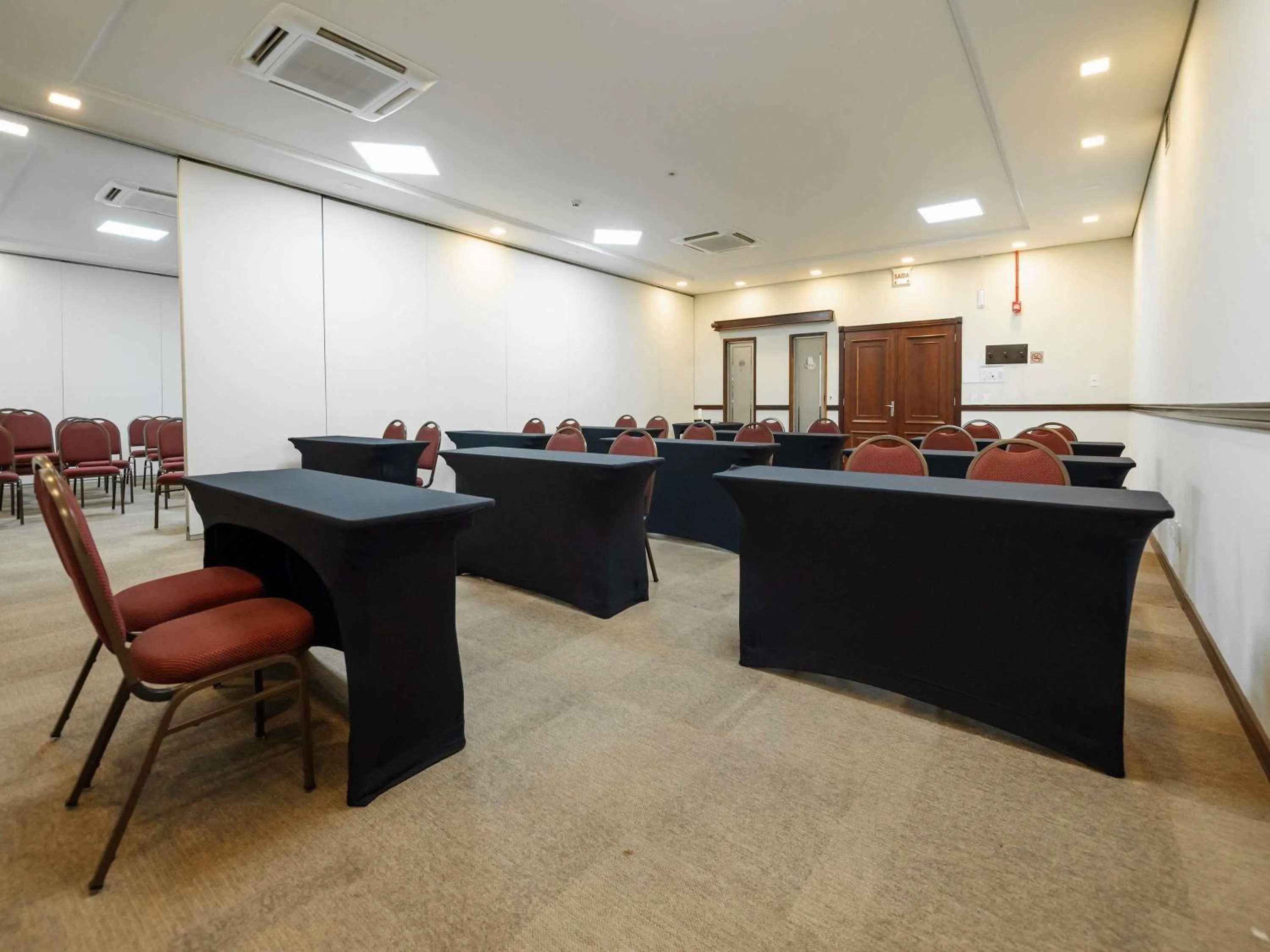 Meeting/conference room in Mercure Jaragua do Sul