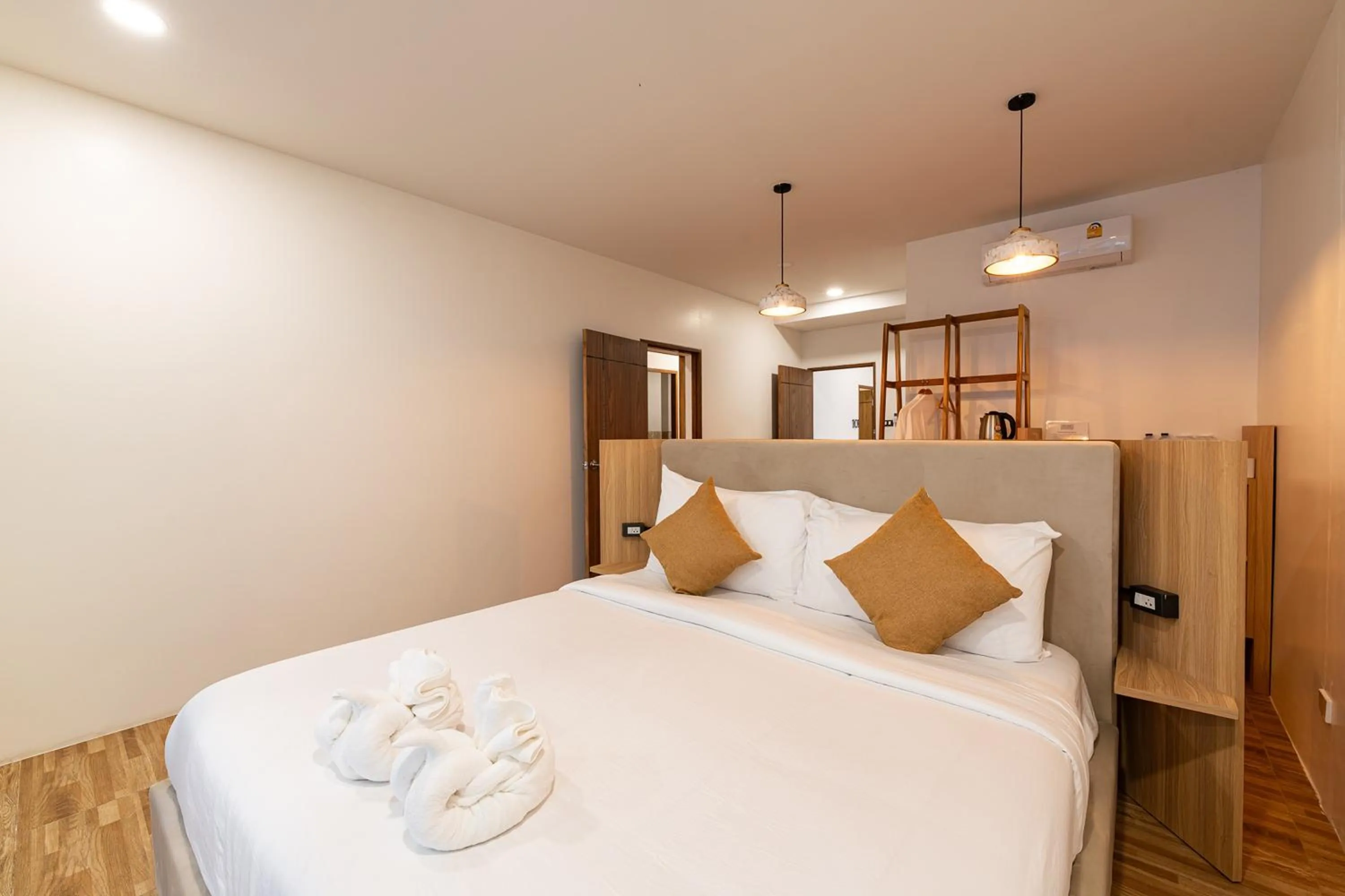 Bed in Inthada At Mae Kampong