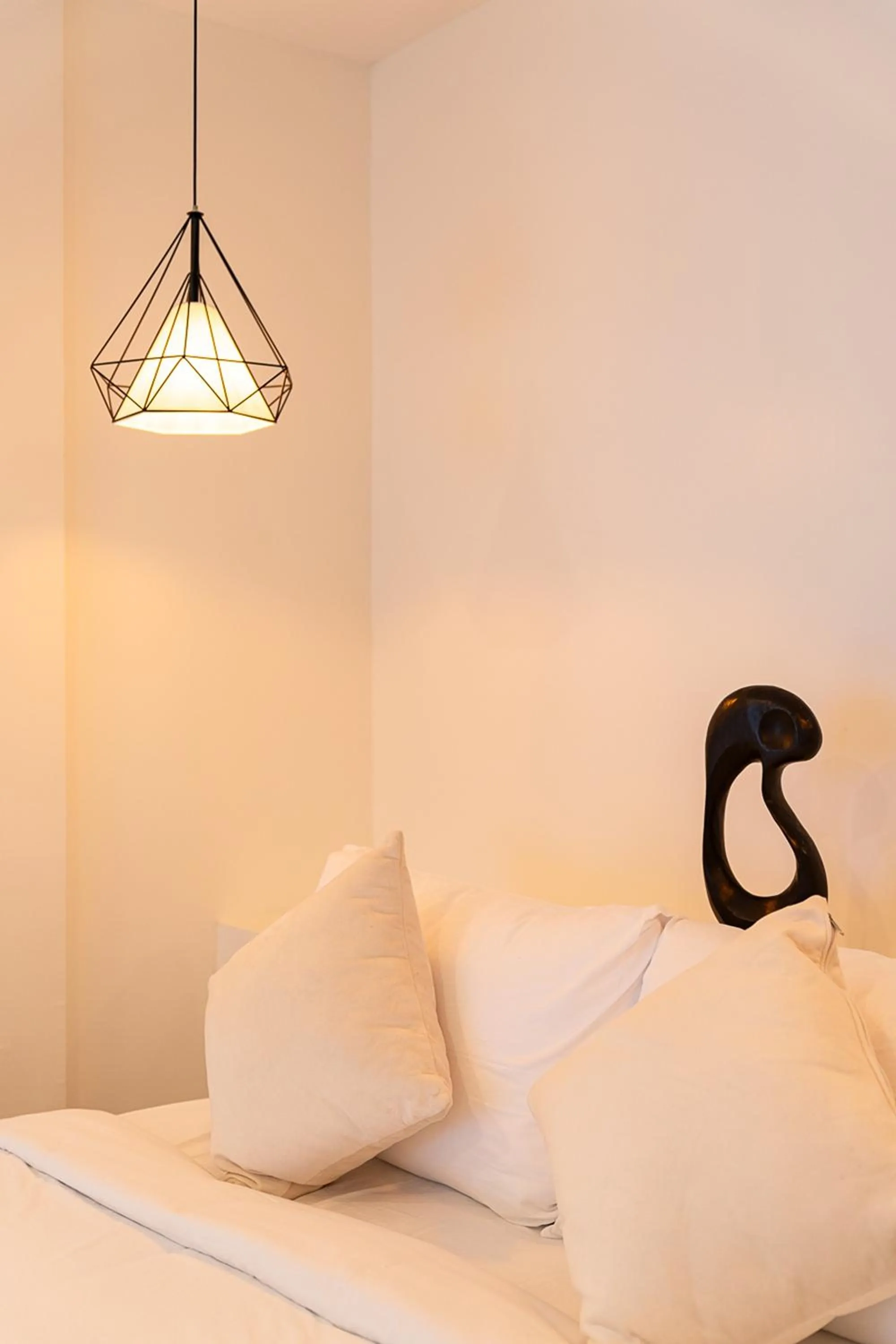 Bed in Inthada At Mae Kampong