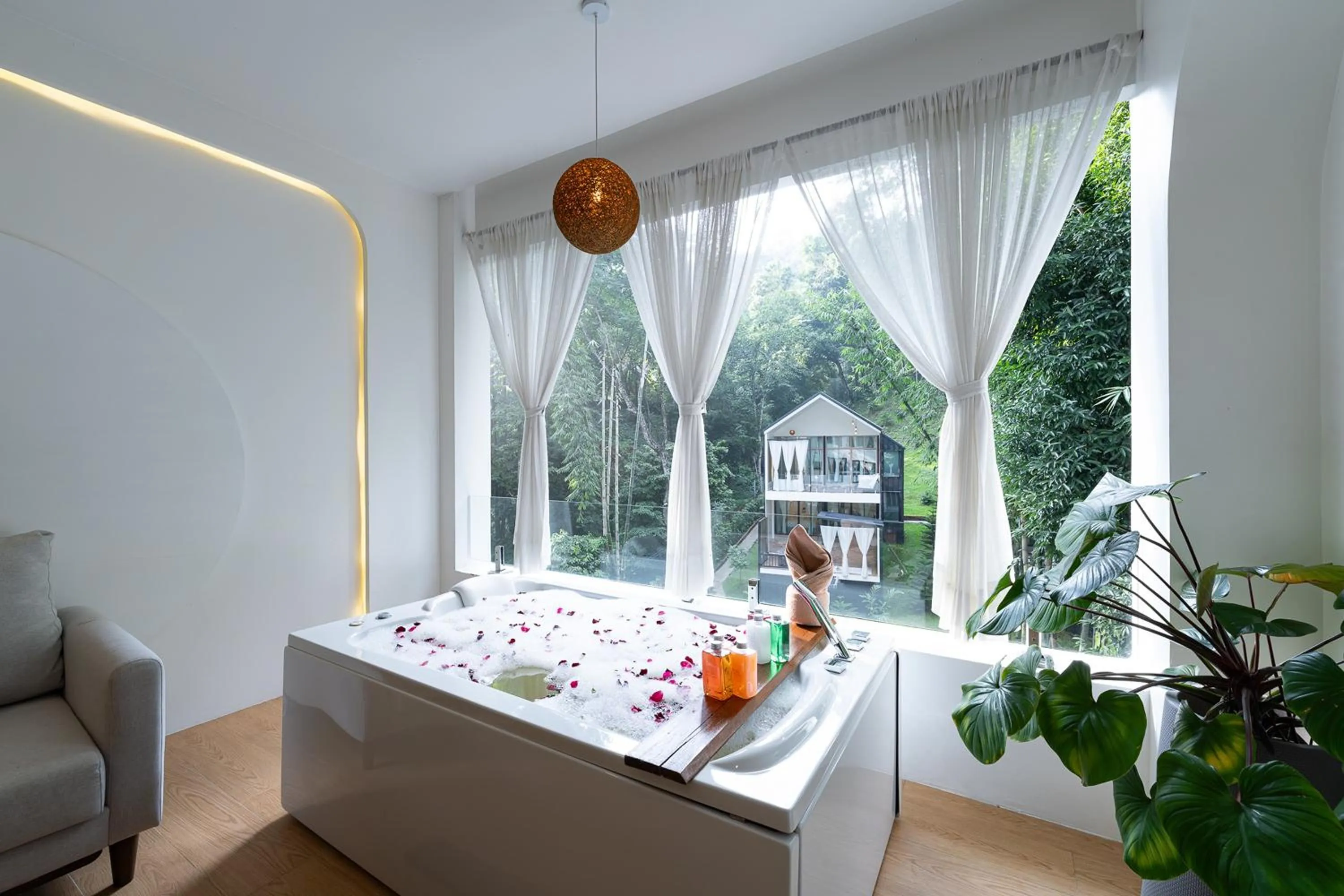 Bedroom, Bed in Inthada At Mae Kampong