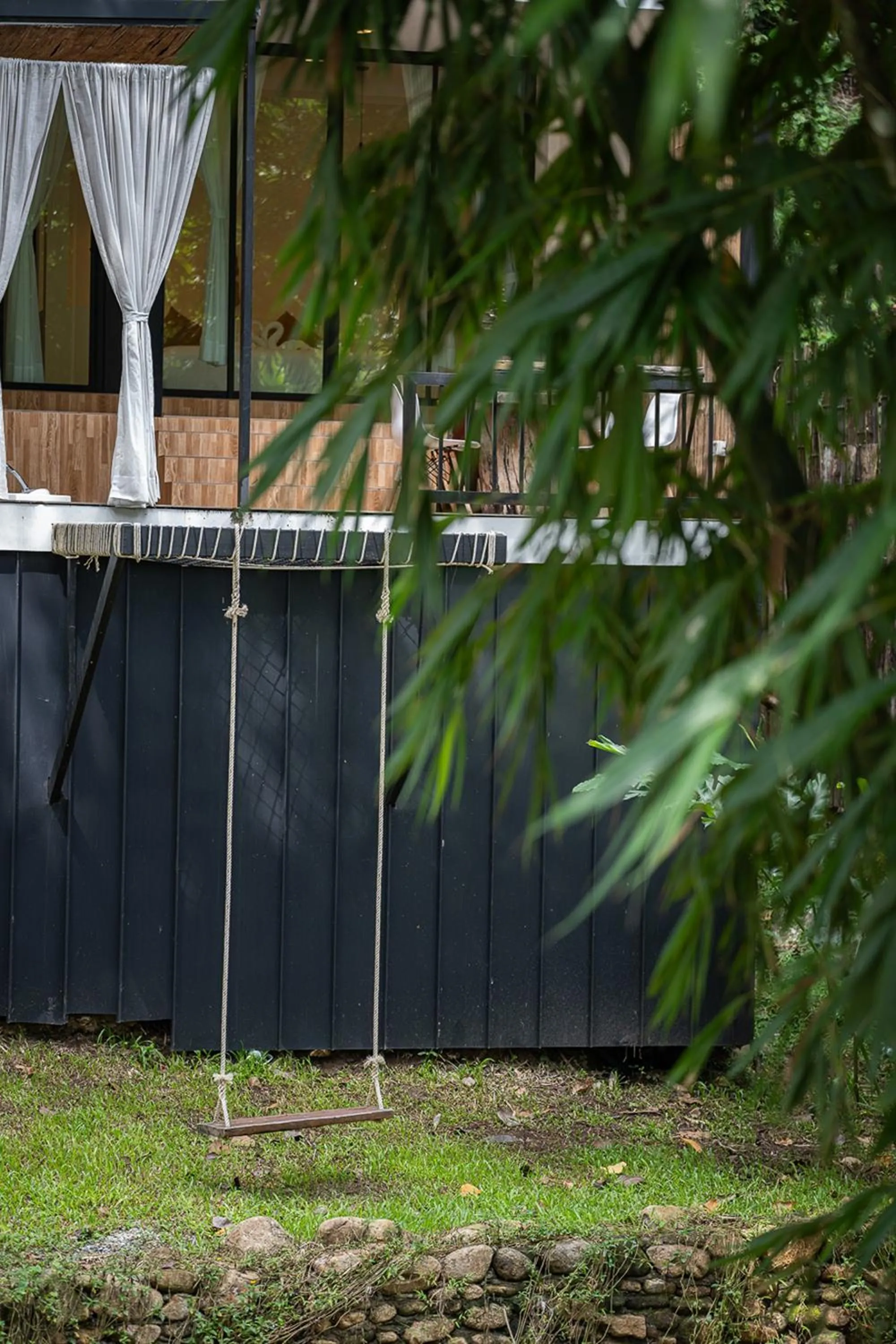 Property building in Inthada At Mae Kampong