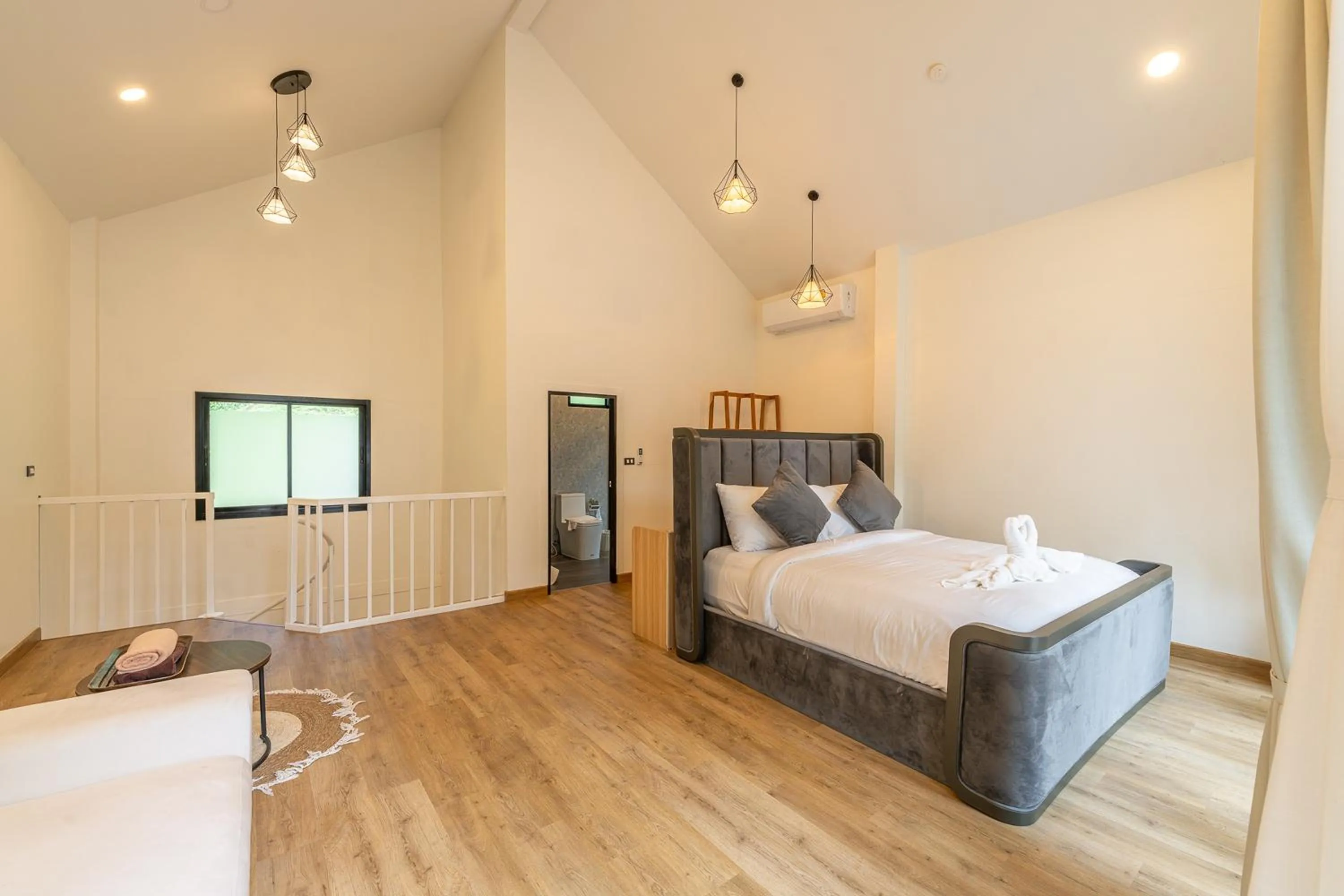 Bed in Inthada At Mae Kampong