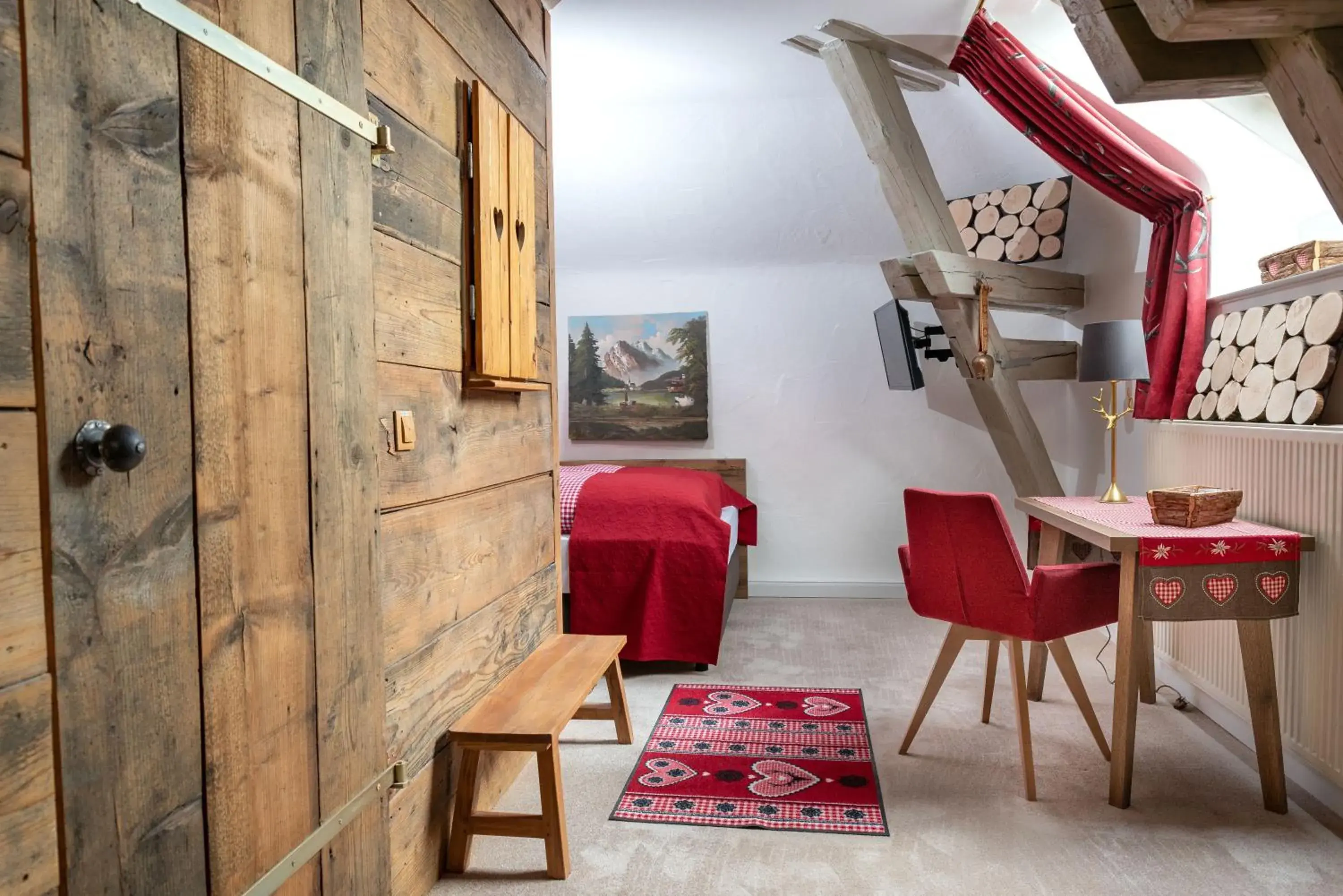 Superior Double Room - single occupancy in Hotel am Prinzengarten, inklusive AlbCard Superior Double Room - single occupancy in Hotel am Prinzengarten, inklusive AlbCard