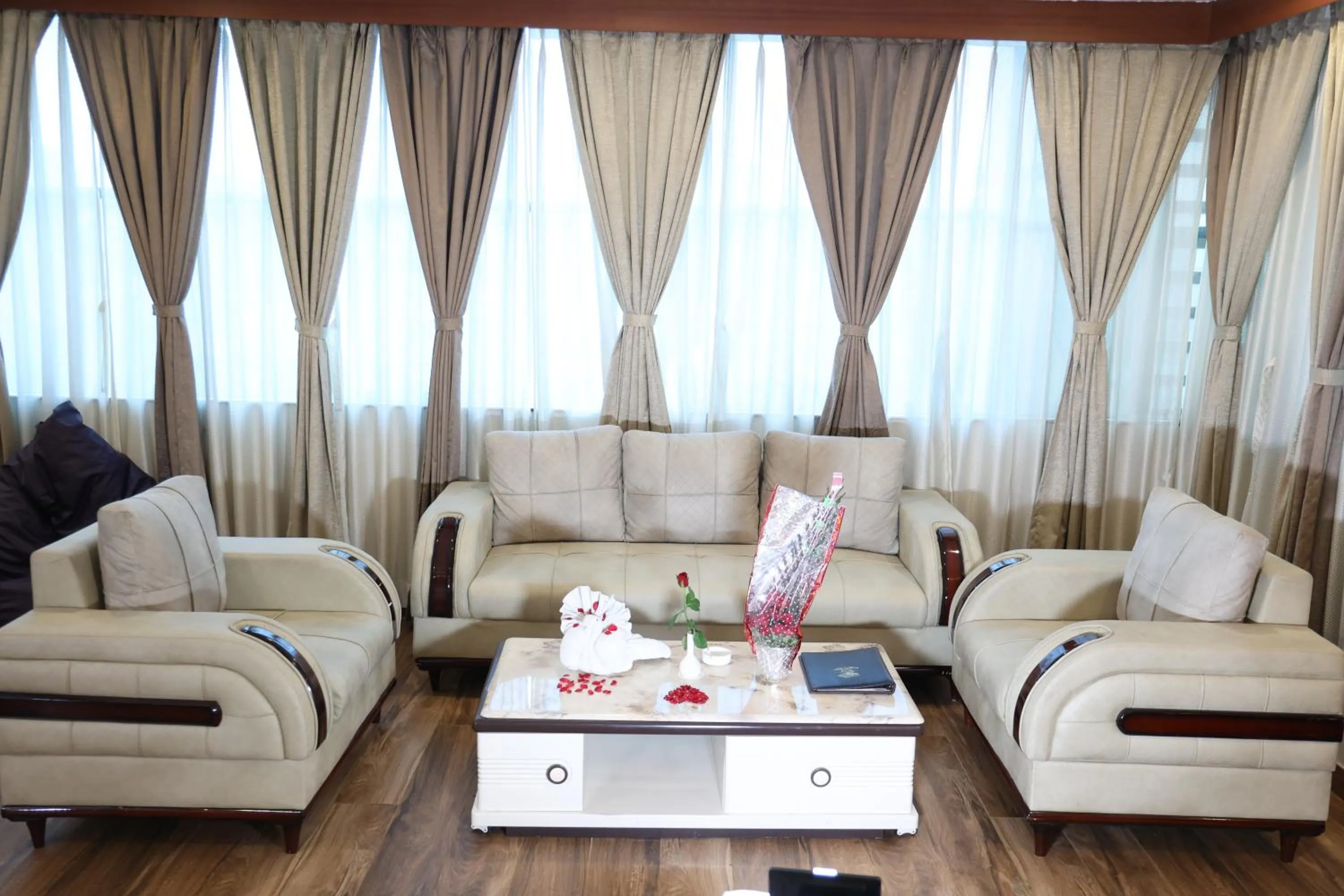 Seating area in Hotel Sidh Vedantha