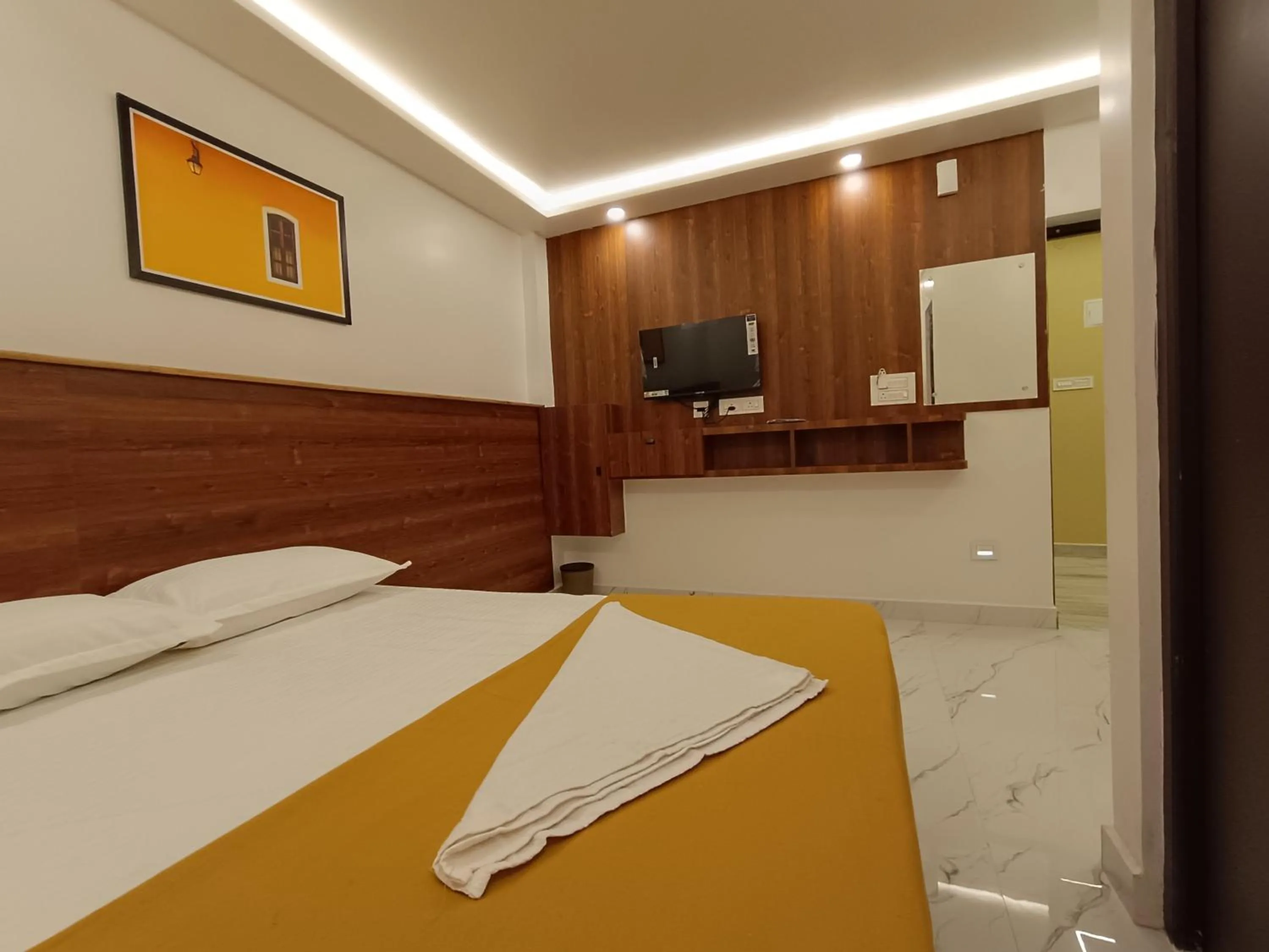 TV and multimedia, Bed in Arul Residency