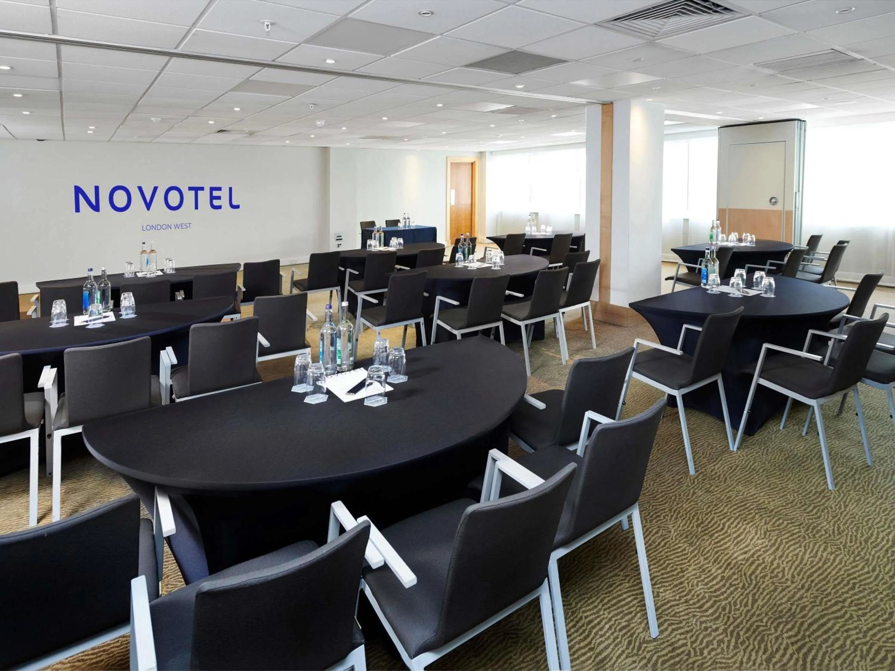Meeting/conference room in Novotel London West