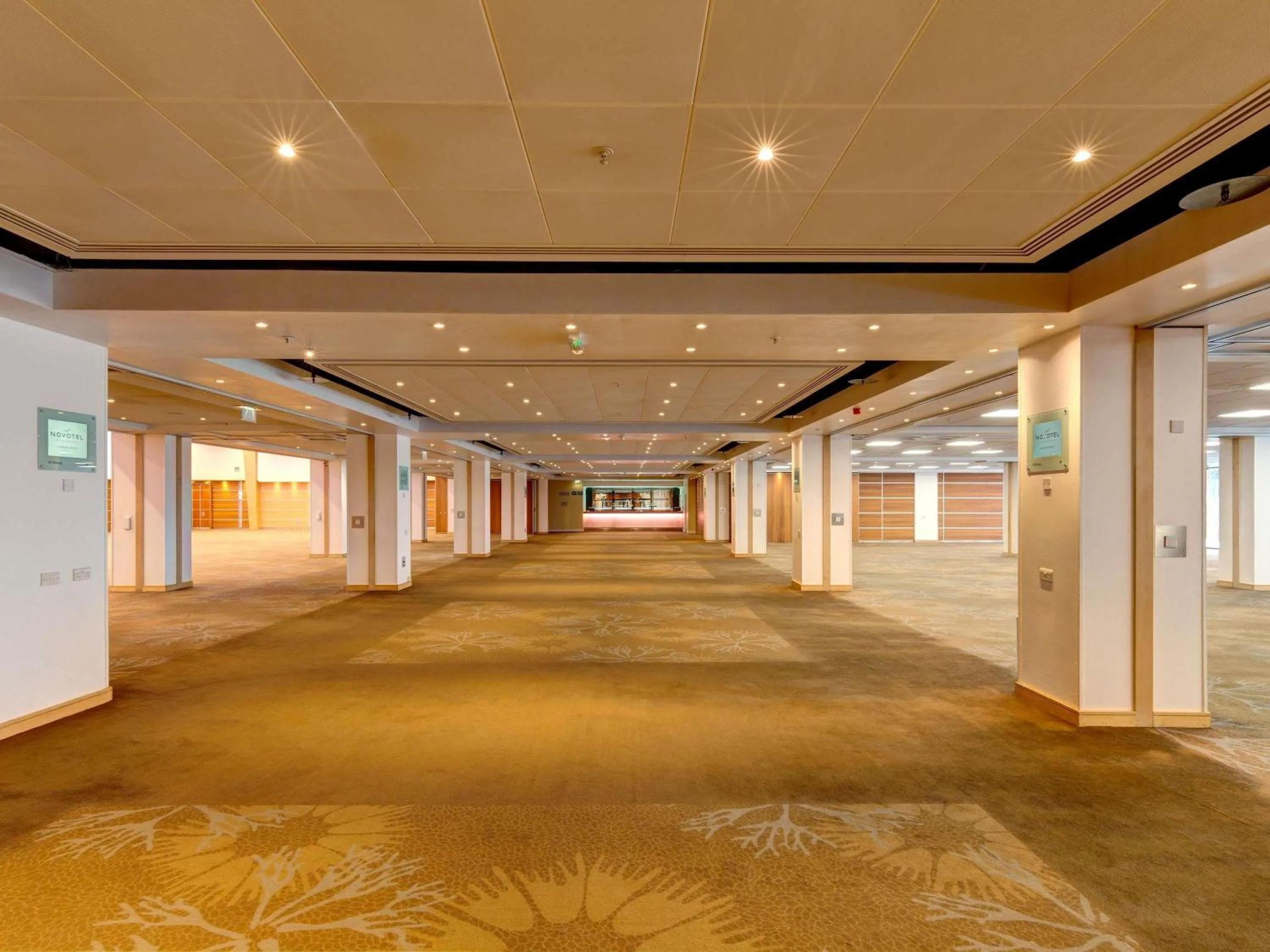Meeting/conference room in Novotel London West