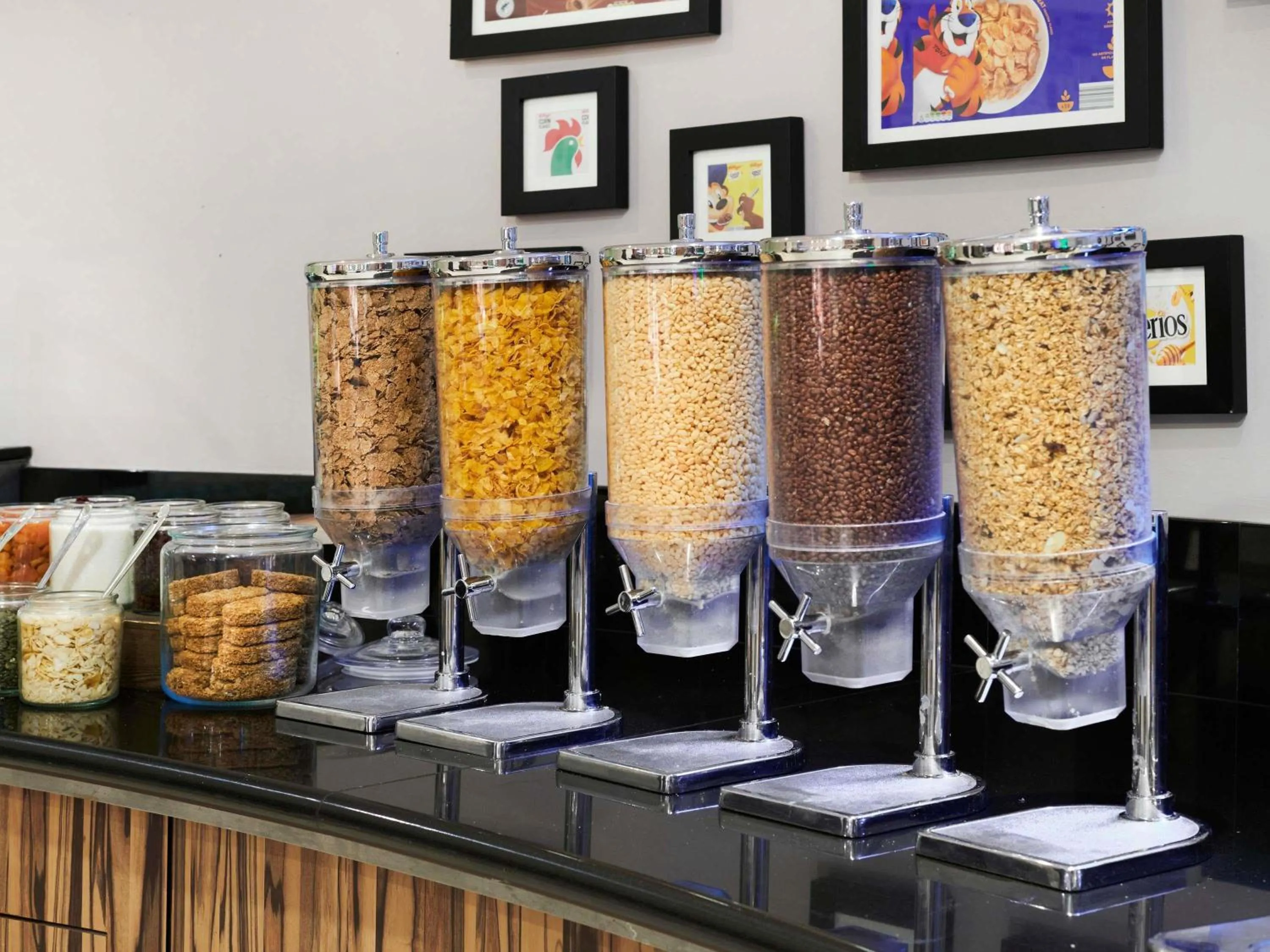 Breakfast in Novotel London West