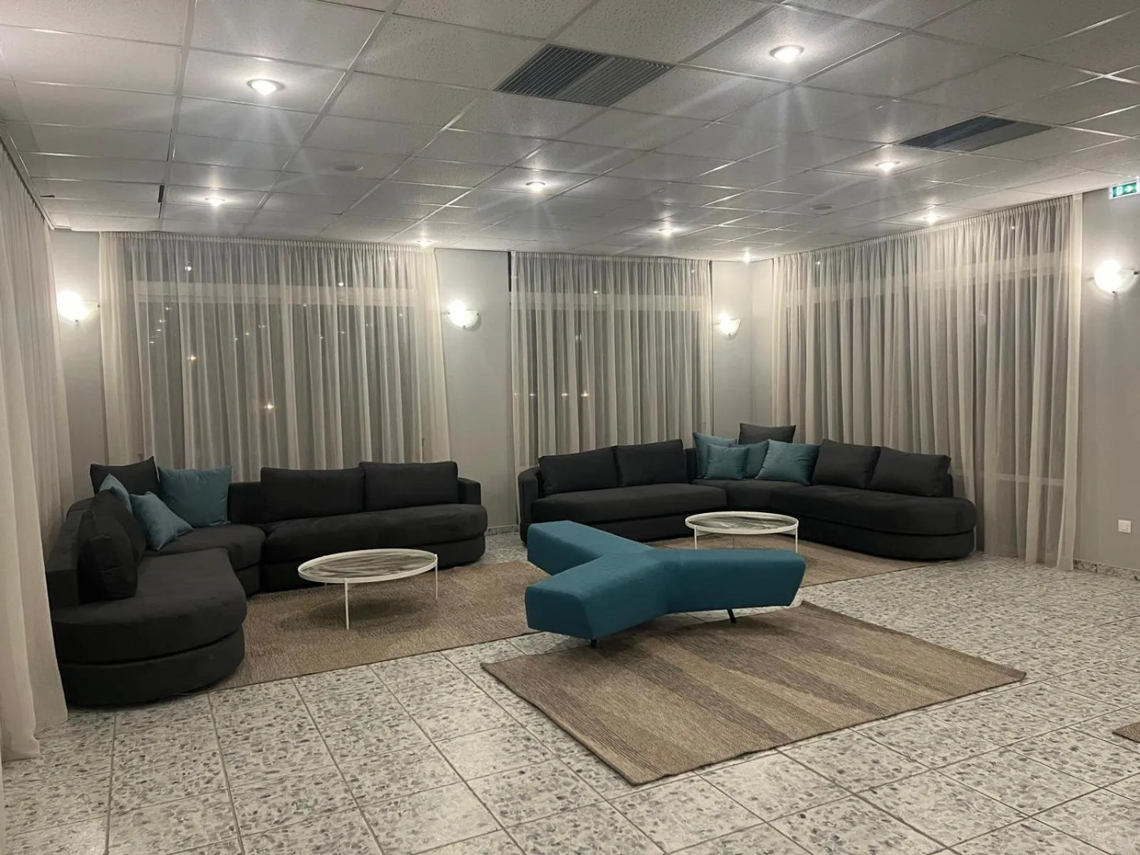 Living room in Ayit Hotel