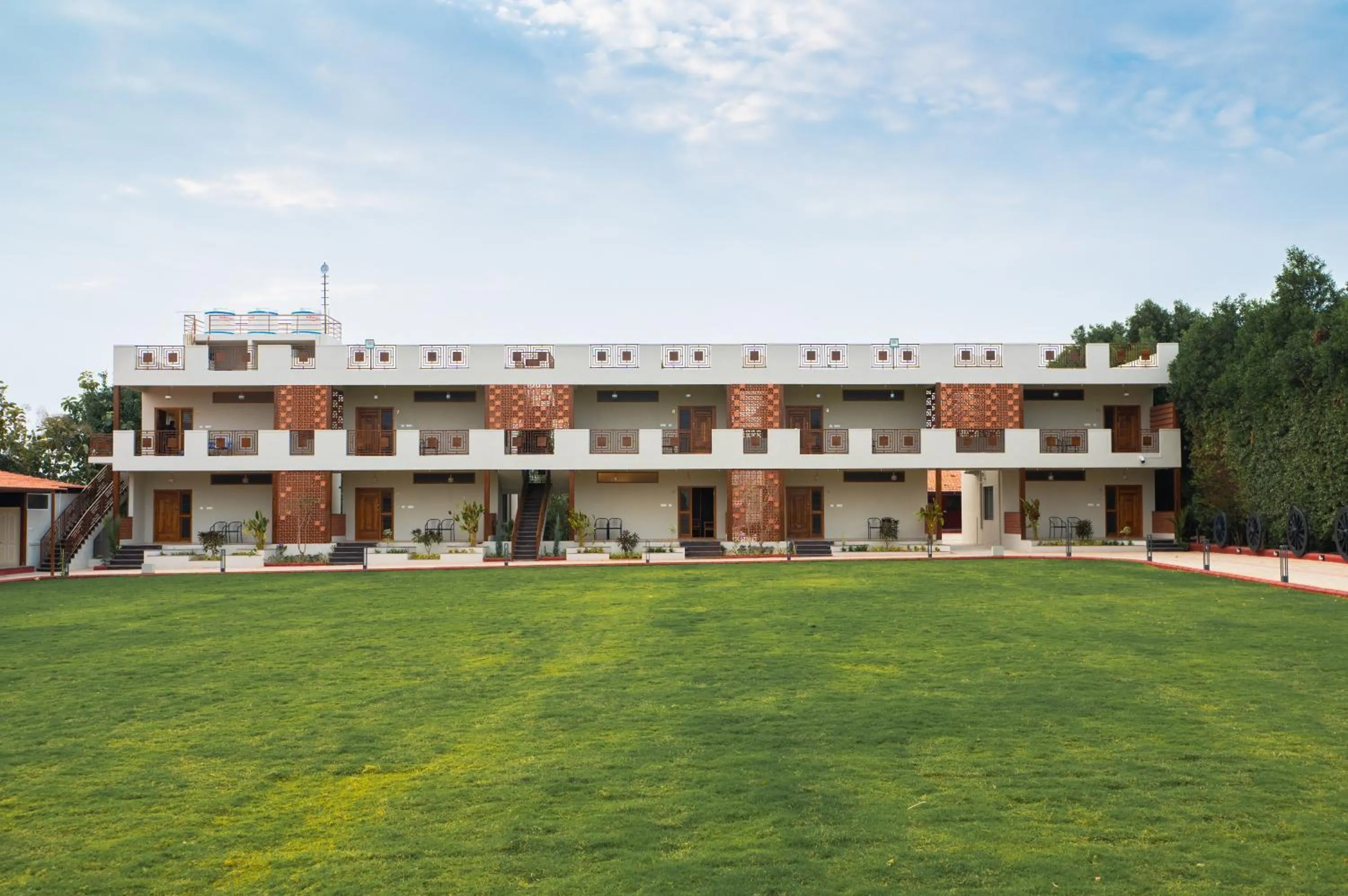 Property building in Poojaris Nirantara - Mysuru