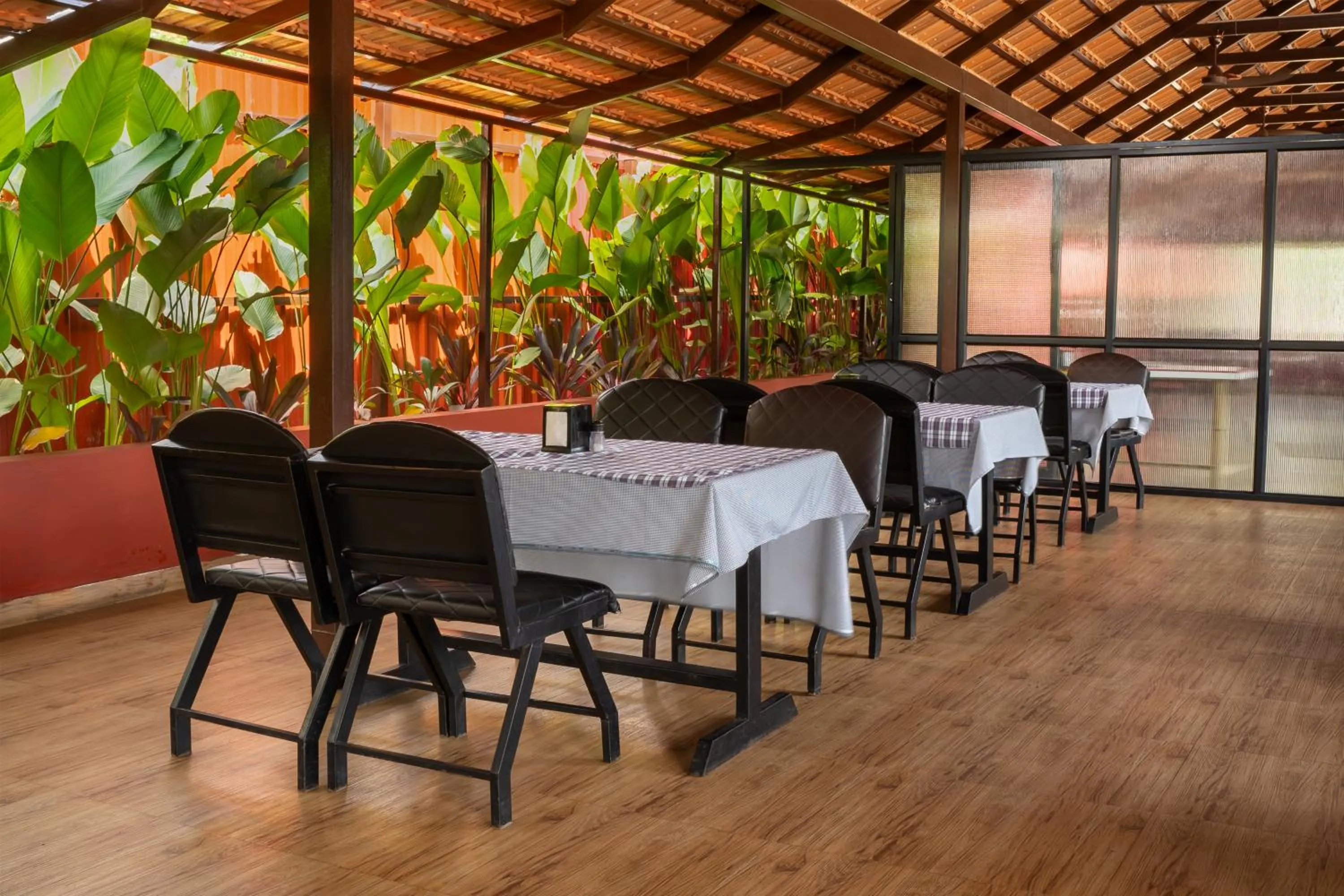 Restaurant/places to eat in Poojaris Nirantara - Mysuru