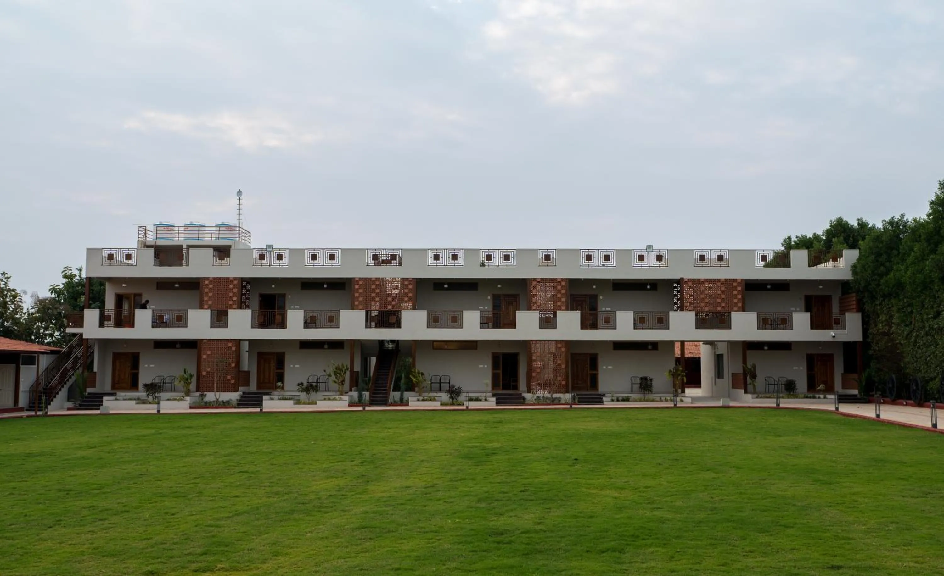 Property building in Poojaris Nirantara - Mysuru