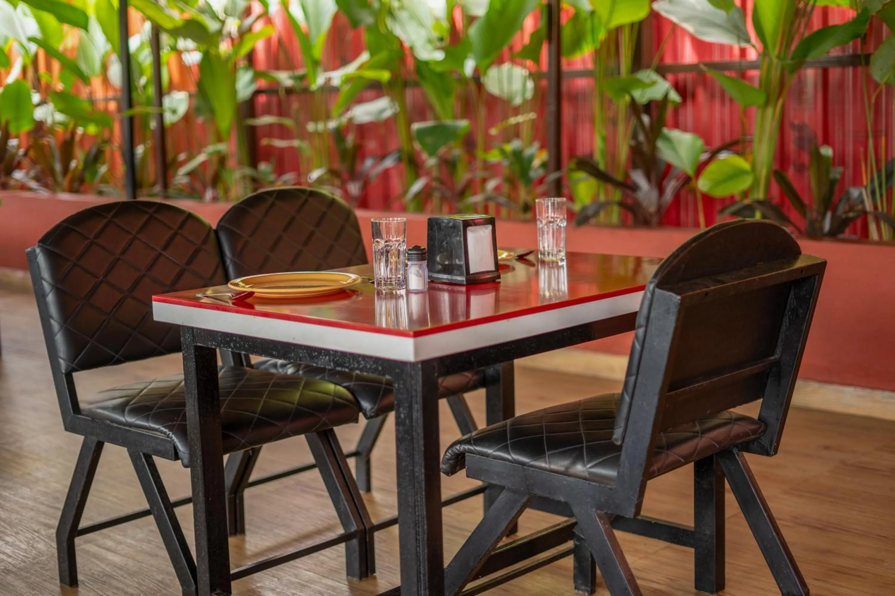 Restaurant/places to eat in Poojaris Nirantara - Mysuru