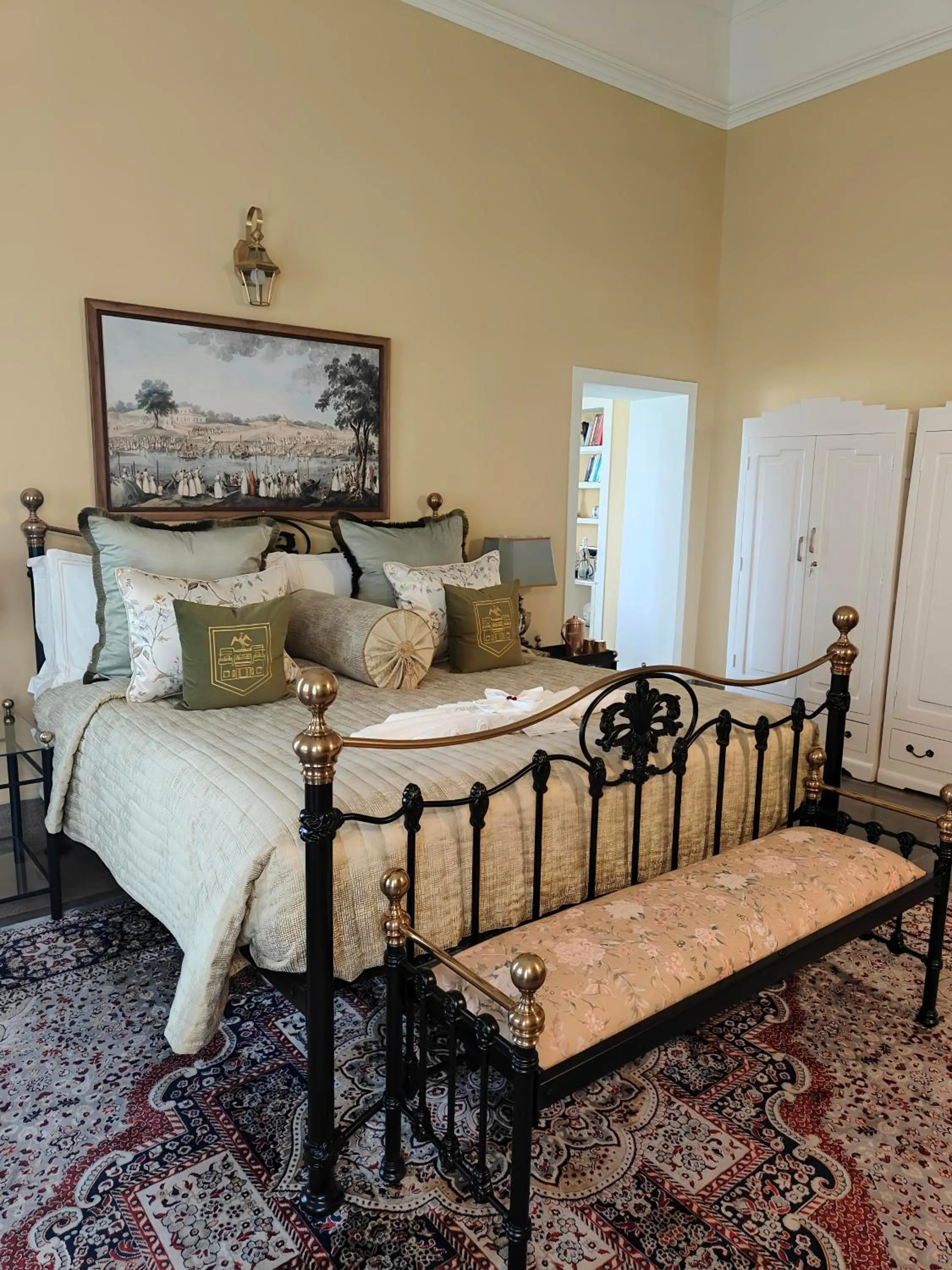 Bed in Kinwani House - Araiya Anthology