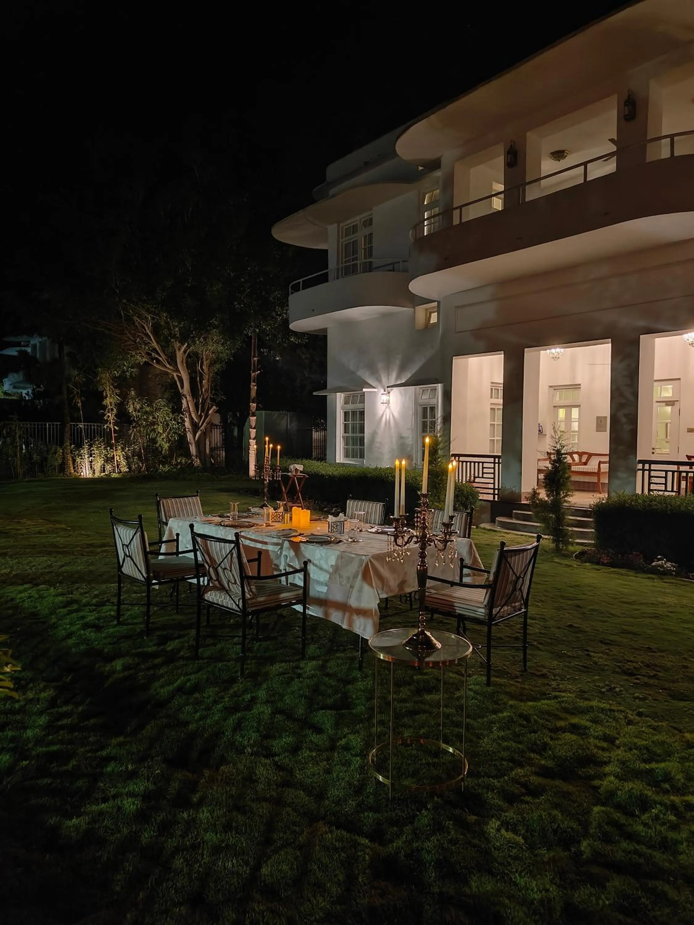 Night in Kinwani House - Araiya Anthology