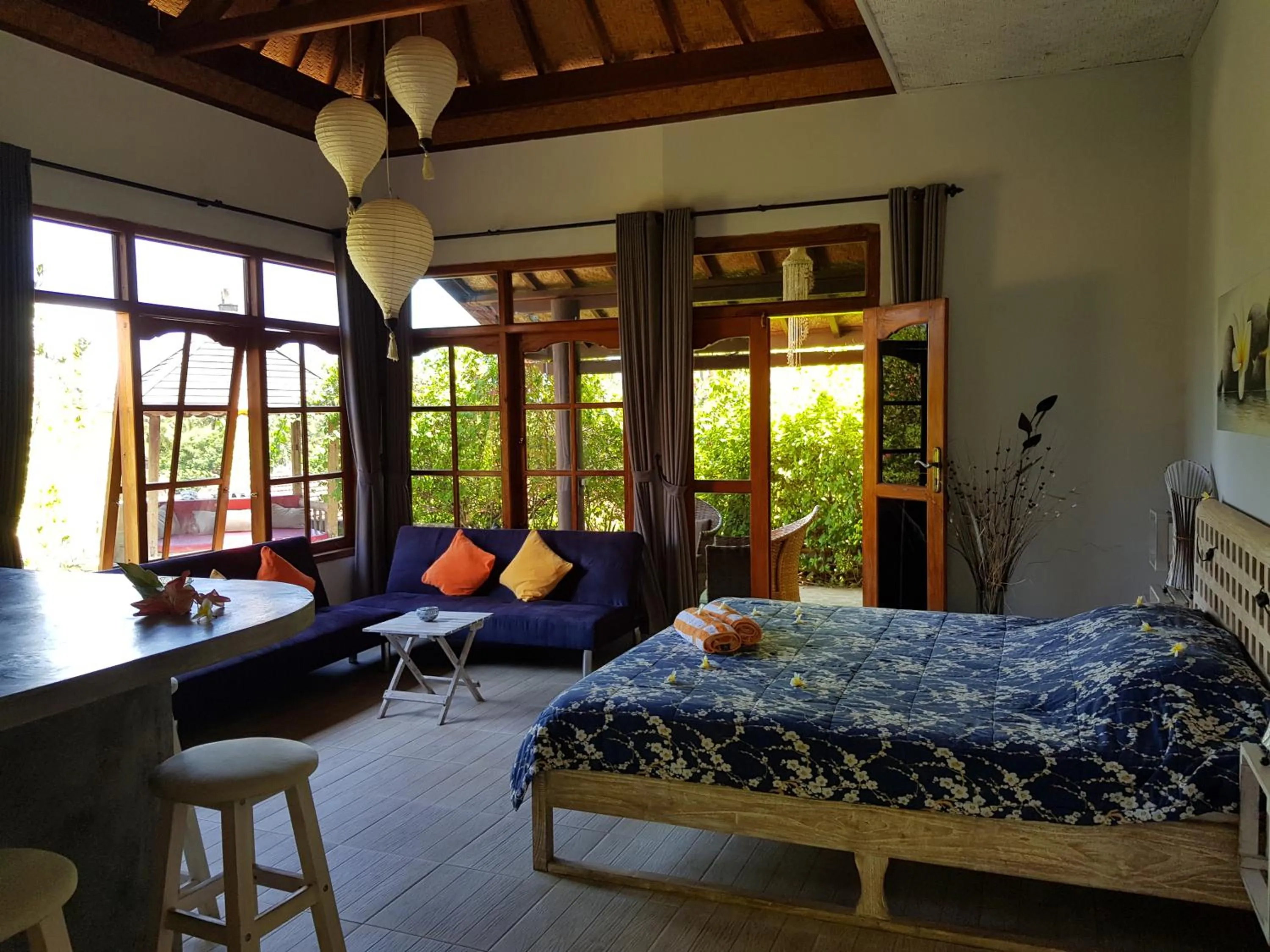 Photo of the whole room in Villa Lumbalumba