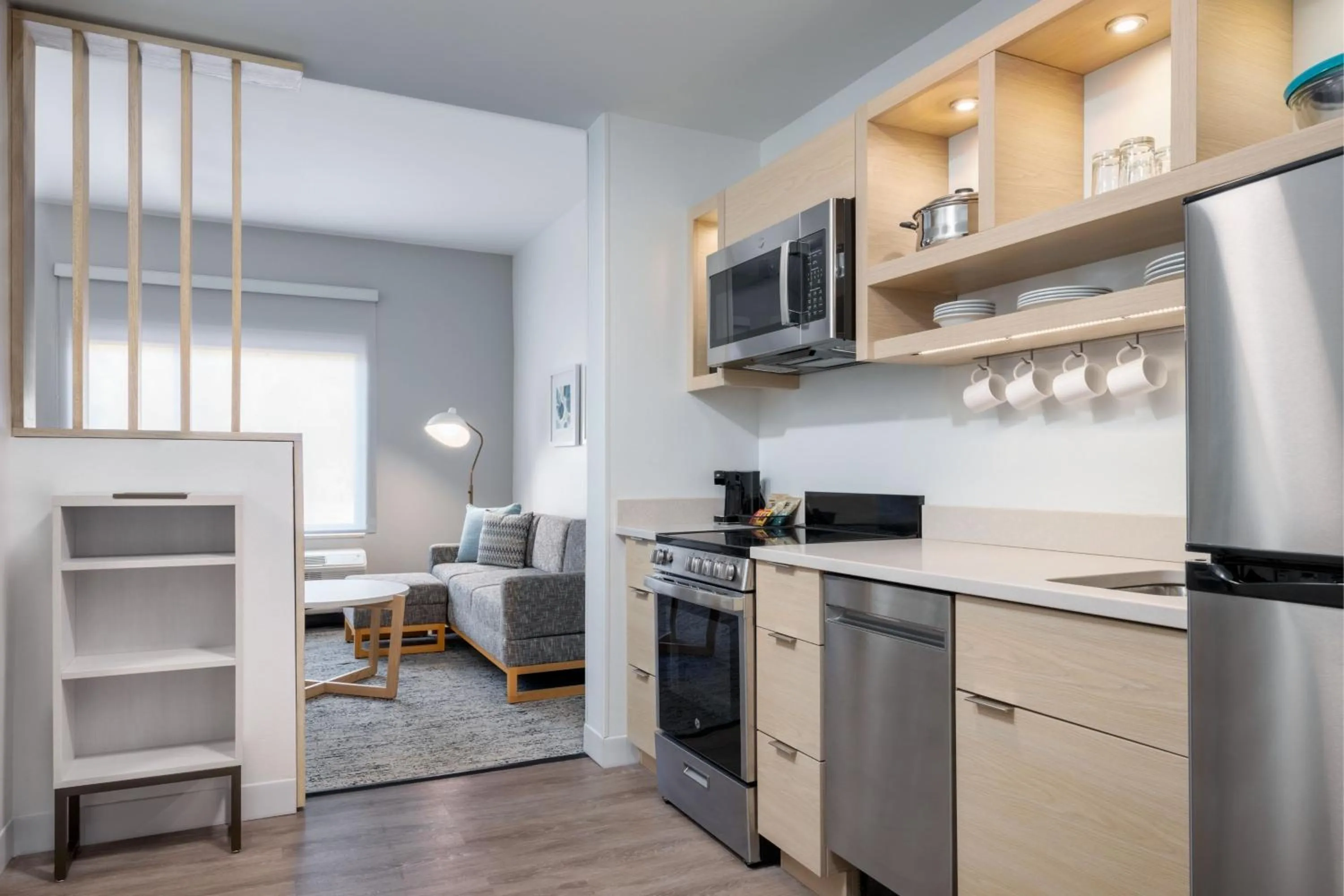 Kitchen or kitchenette in TownePlace Suites by Marriott Brunswick