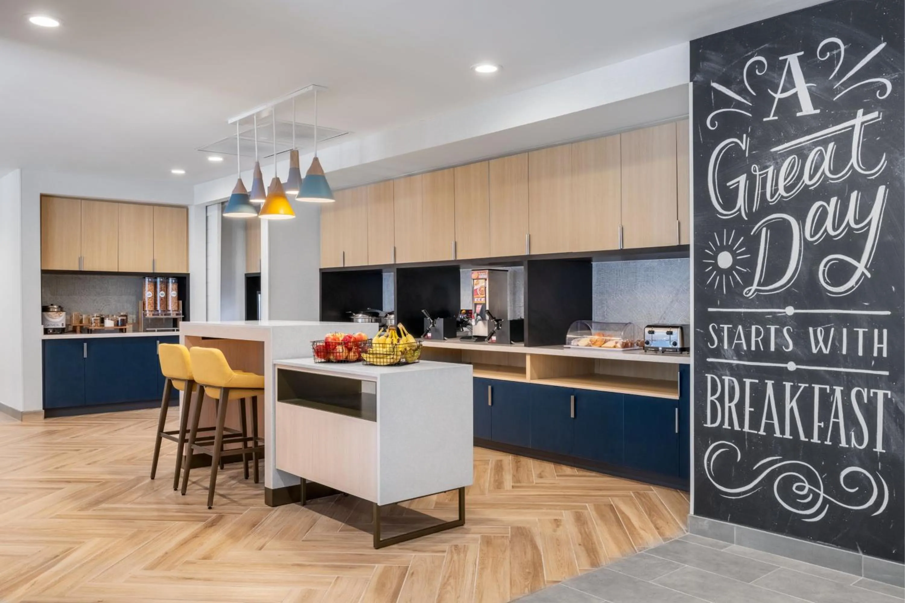 Breakfast in TownePlace Suites by Marriott Brunswick