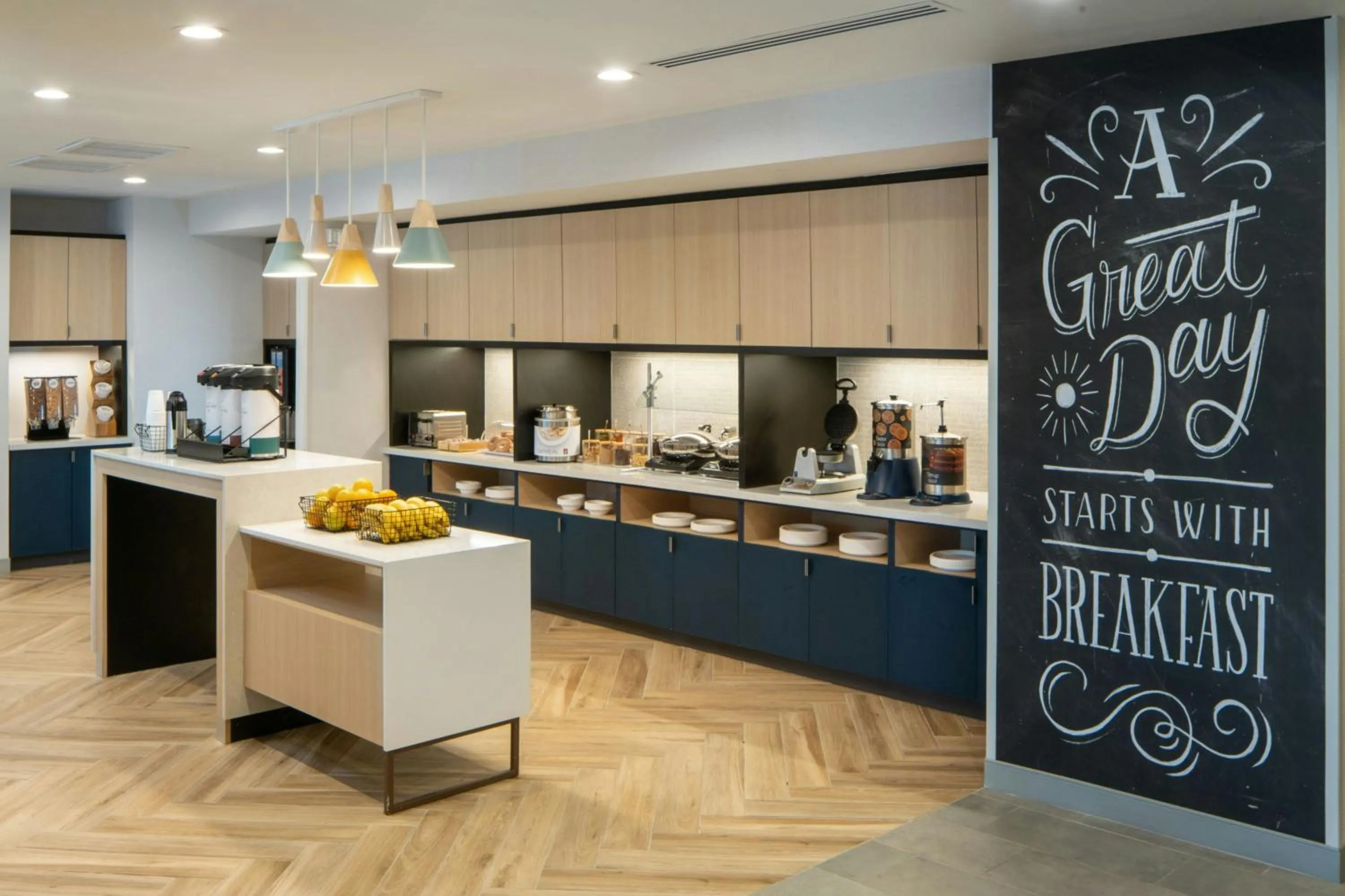 Breakfast in TownePlace Suites by Marriott Pensacola West I-10