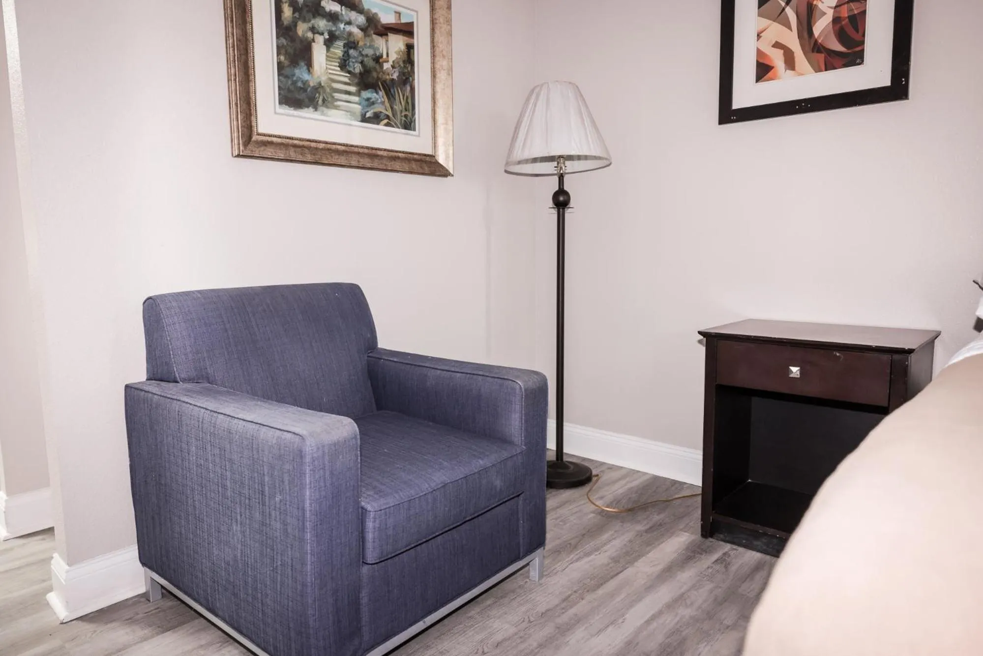 Bedroom in Riverside Inn & Suites Danville Virginia