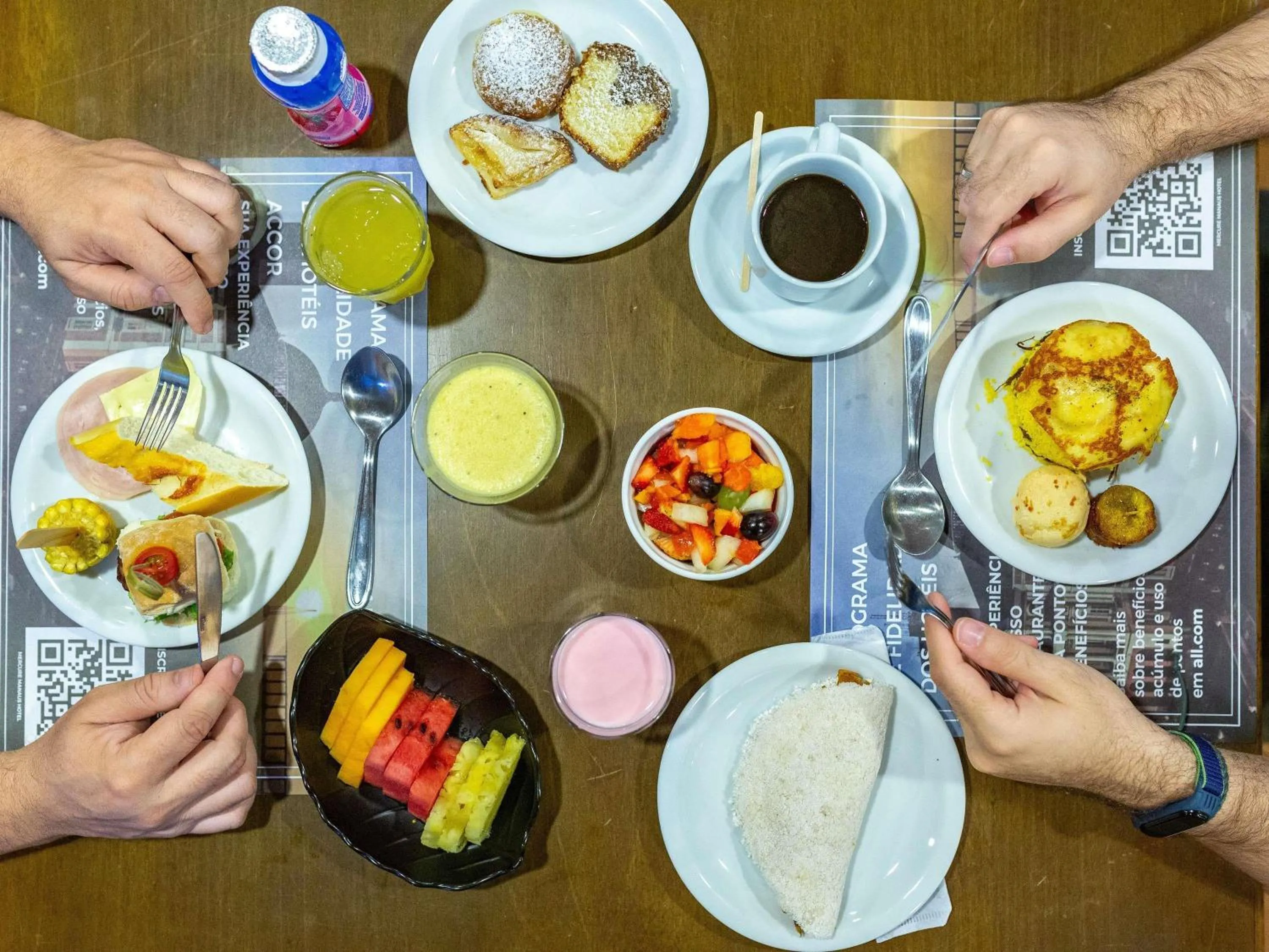 Restaurant/places to eat in Mercure Manaus