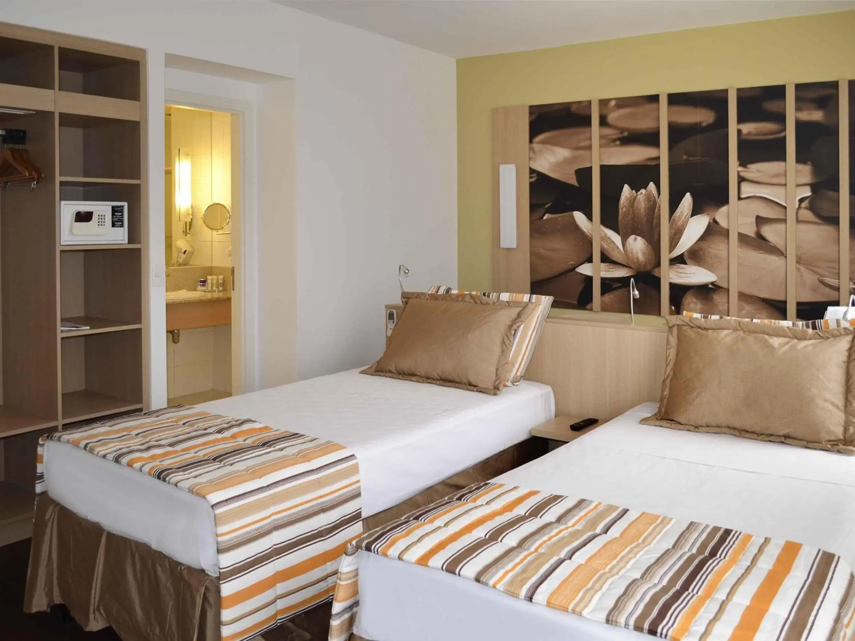 Superior Twin Room in Mercure Manaus Superior Twin Room in Mercure Manaus