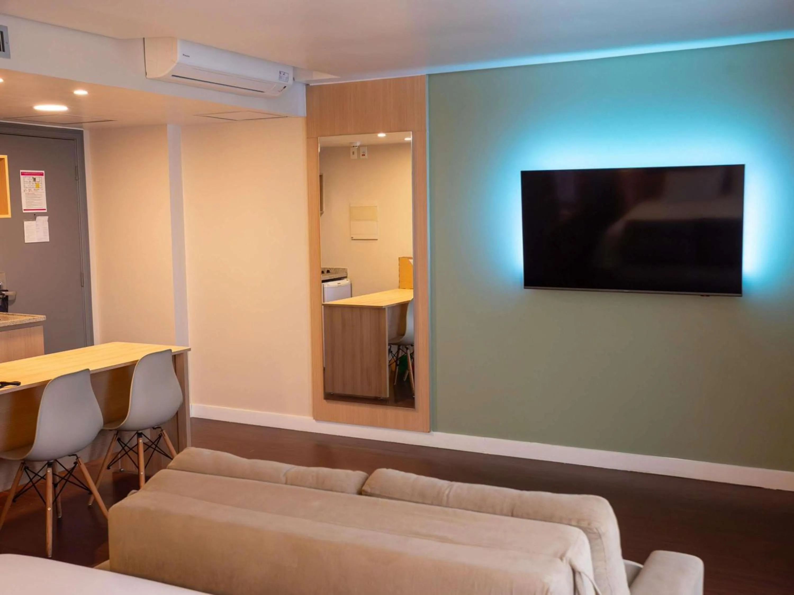 Bedroom in Mercure Manaus