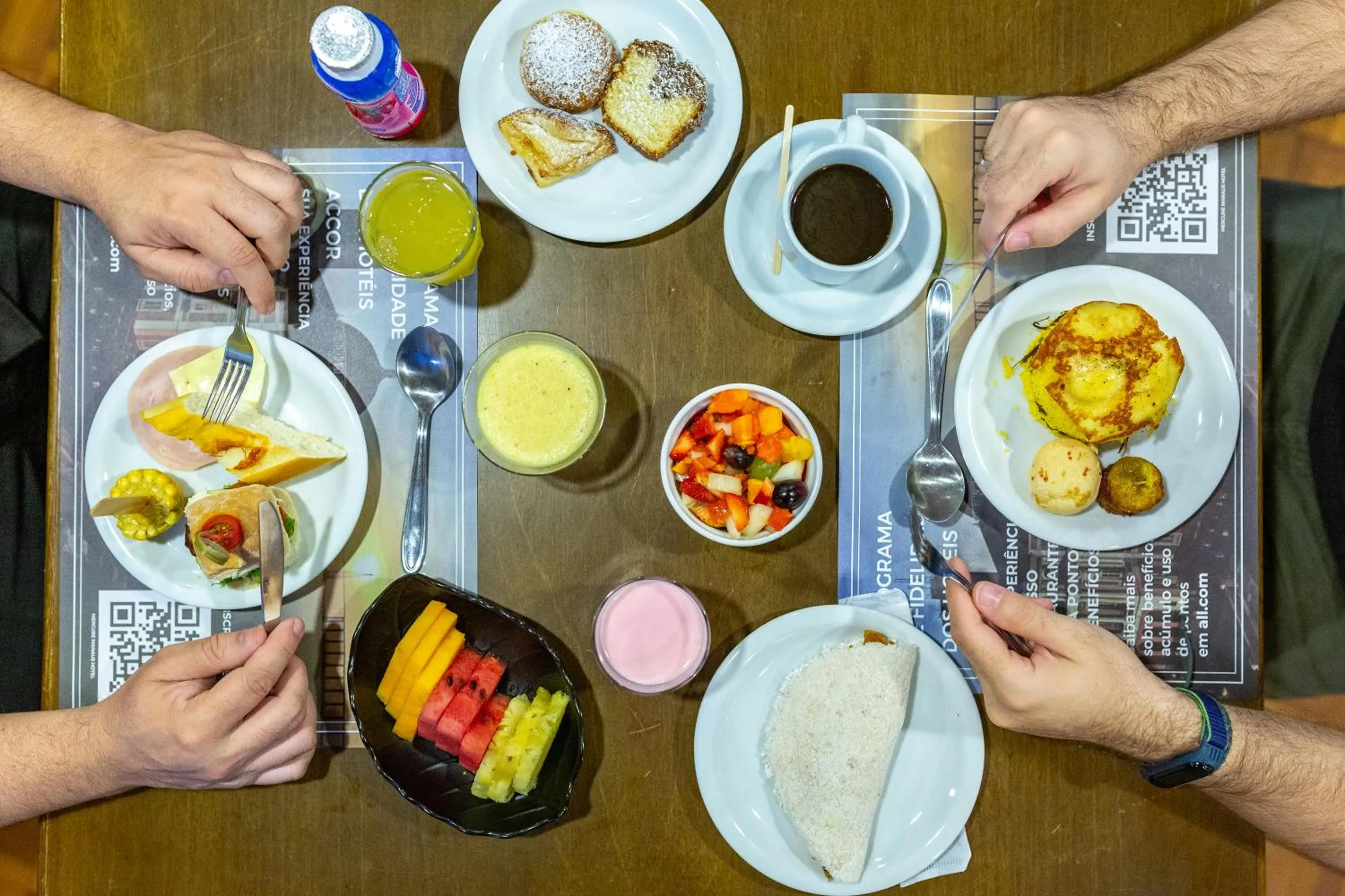 Restaurant/places to eat in Mercure Manaus