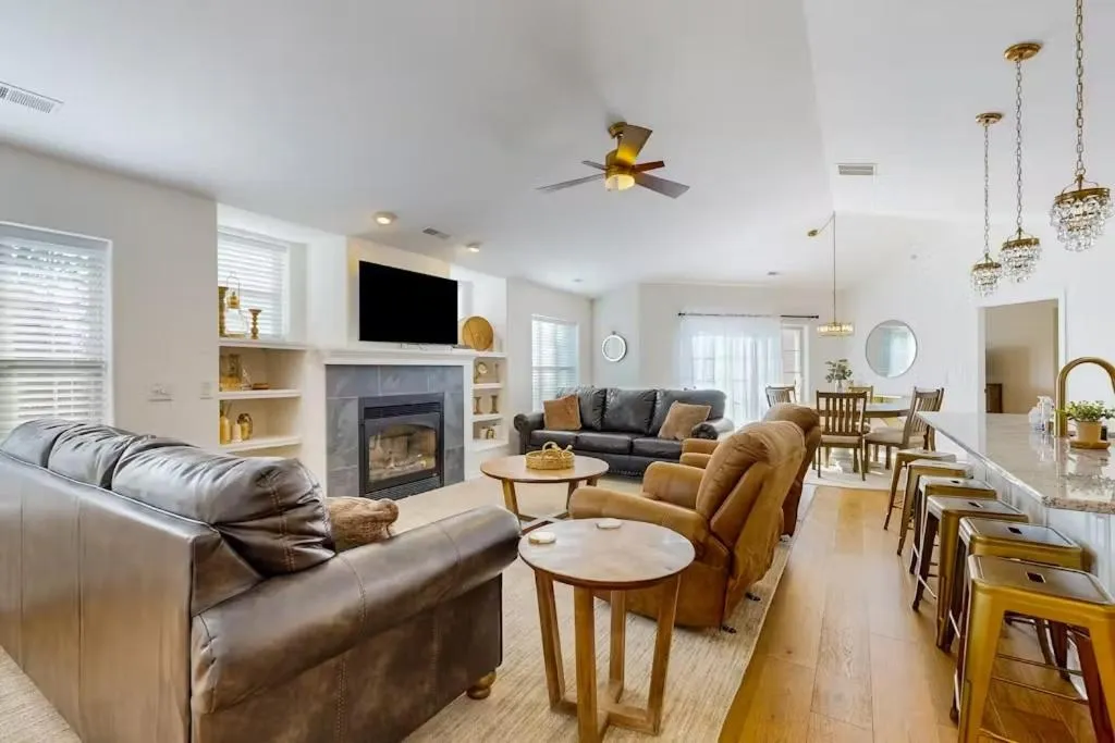 Delton Grand Resort Condominiums