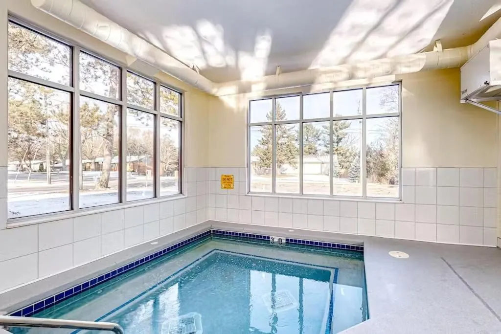 Delton Grand Resort Condominiums