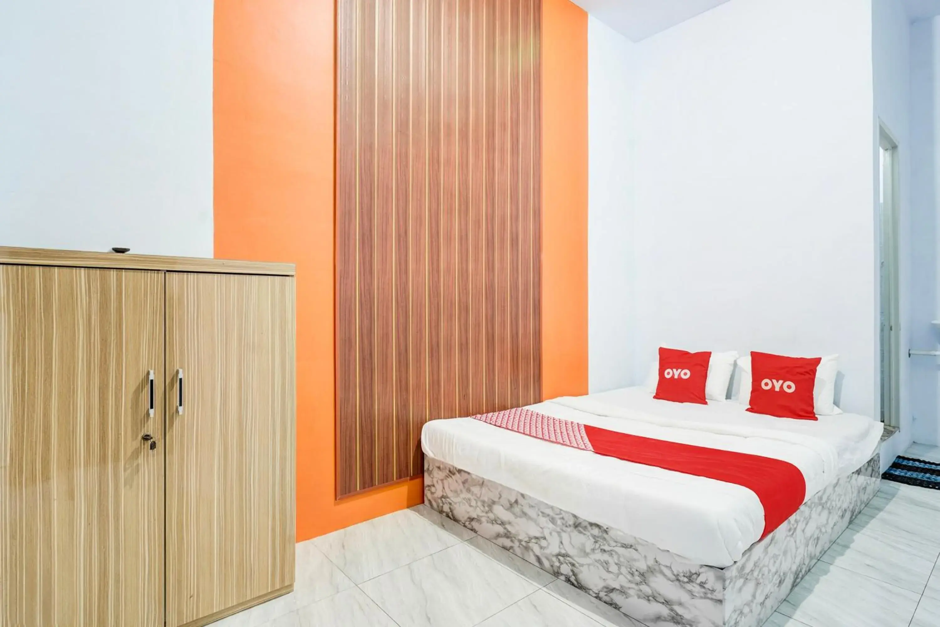 Standard Double Room in Hotel O Guest House Cinta Damai Standard Double Room in Hotel O Guest House Cinta Damai