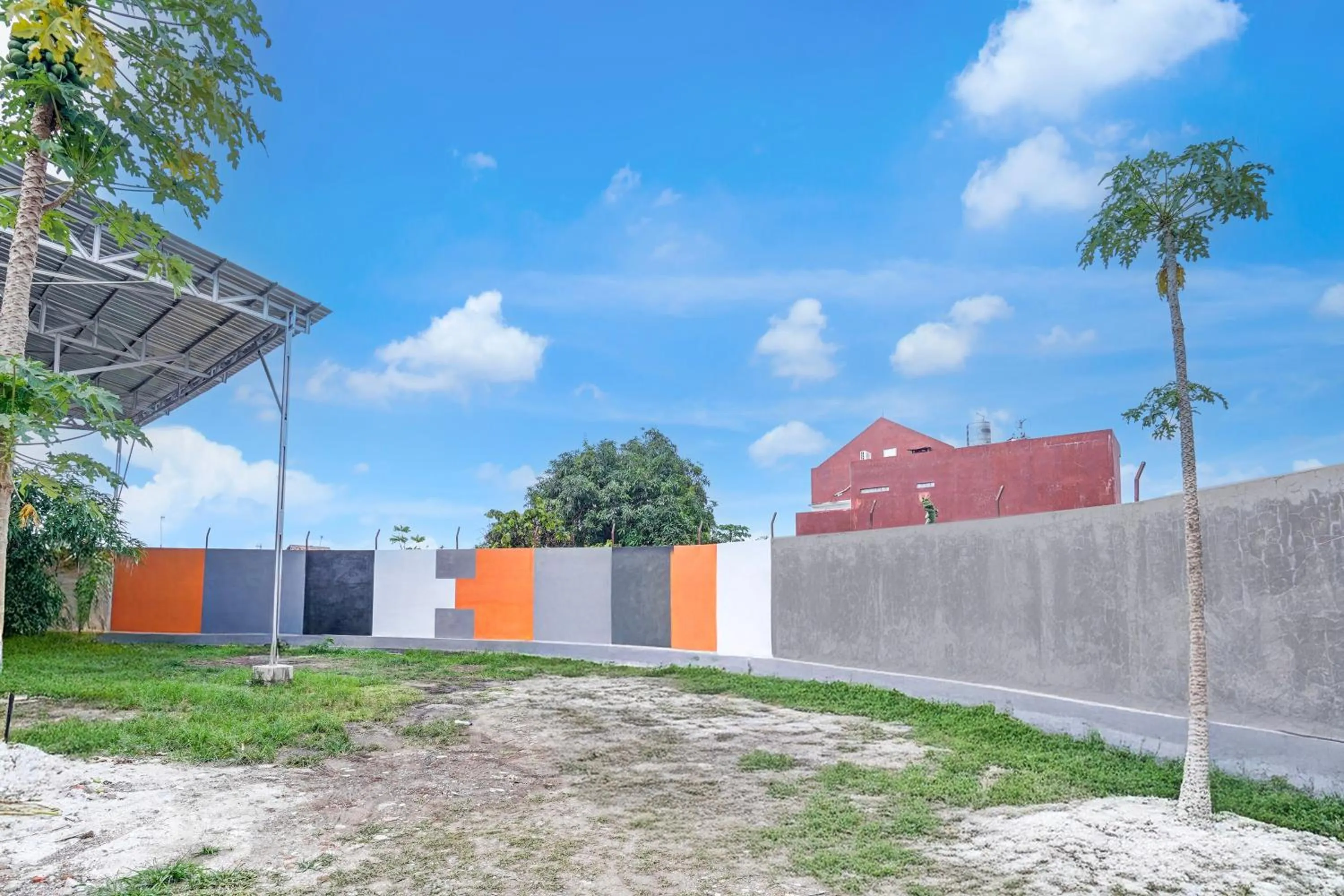 Lobby or reception in Hotel O Guest House Cinta Damai