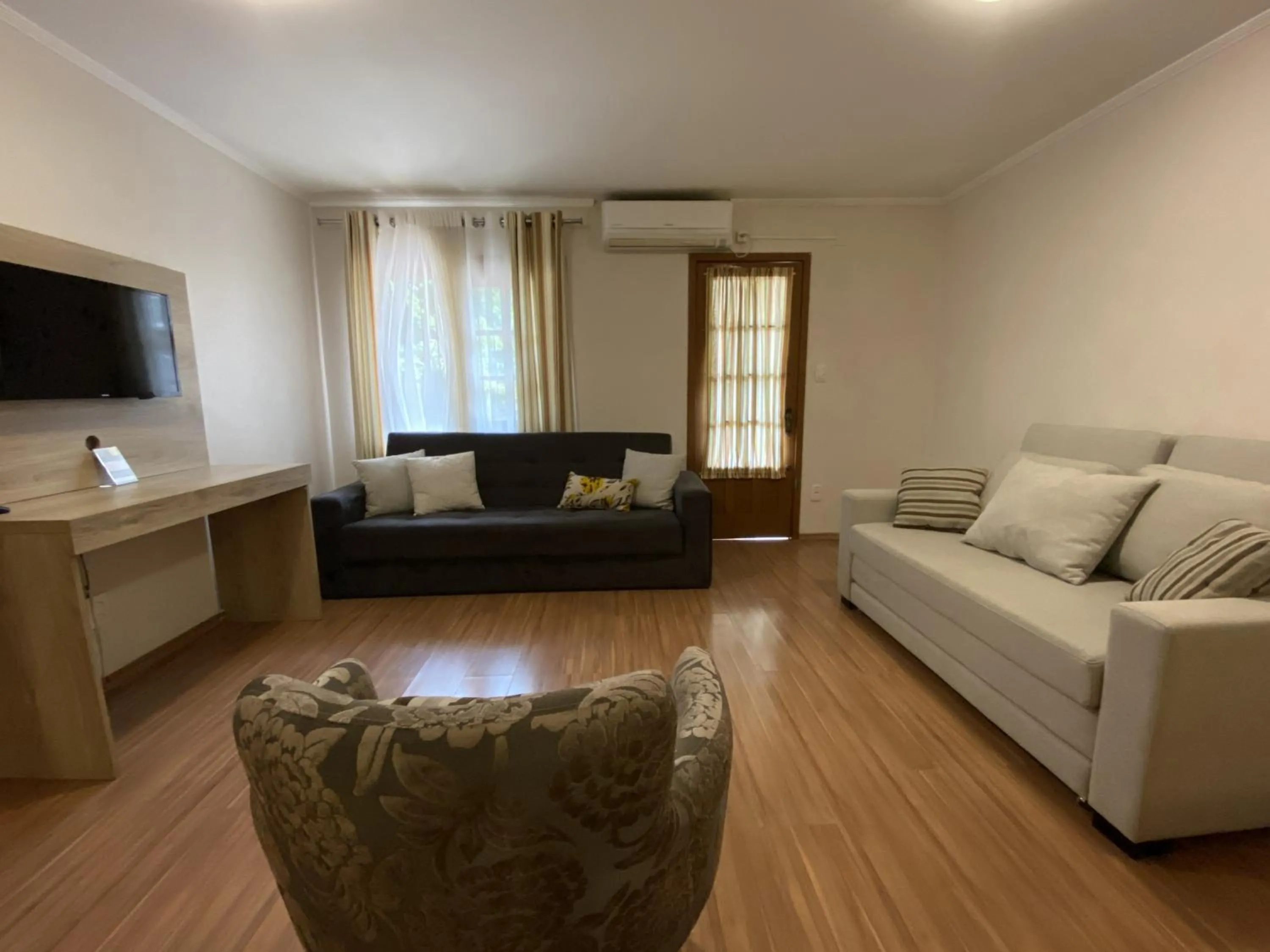 TV and multimedia in Pousada Stillo Gramado