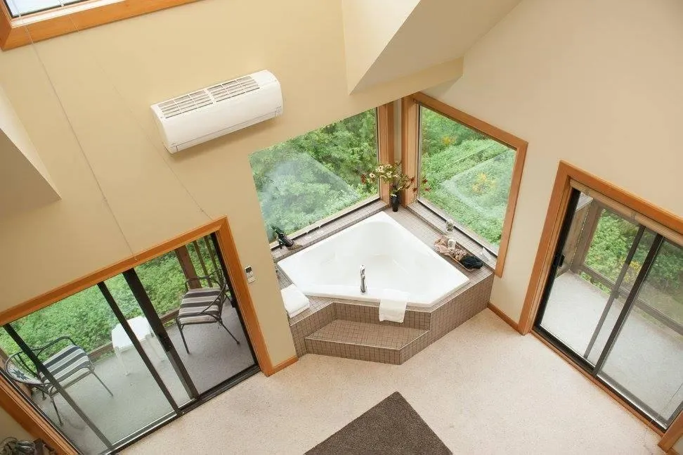 Natural landscape in Moon Water Lodge