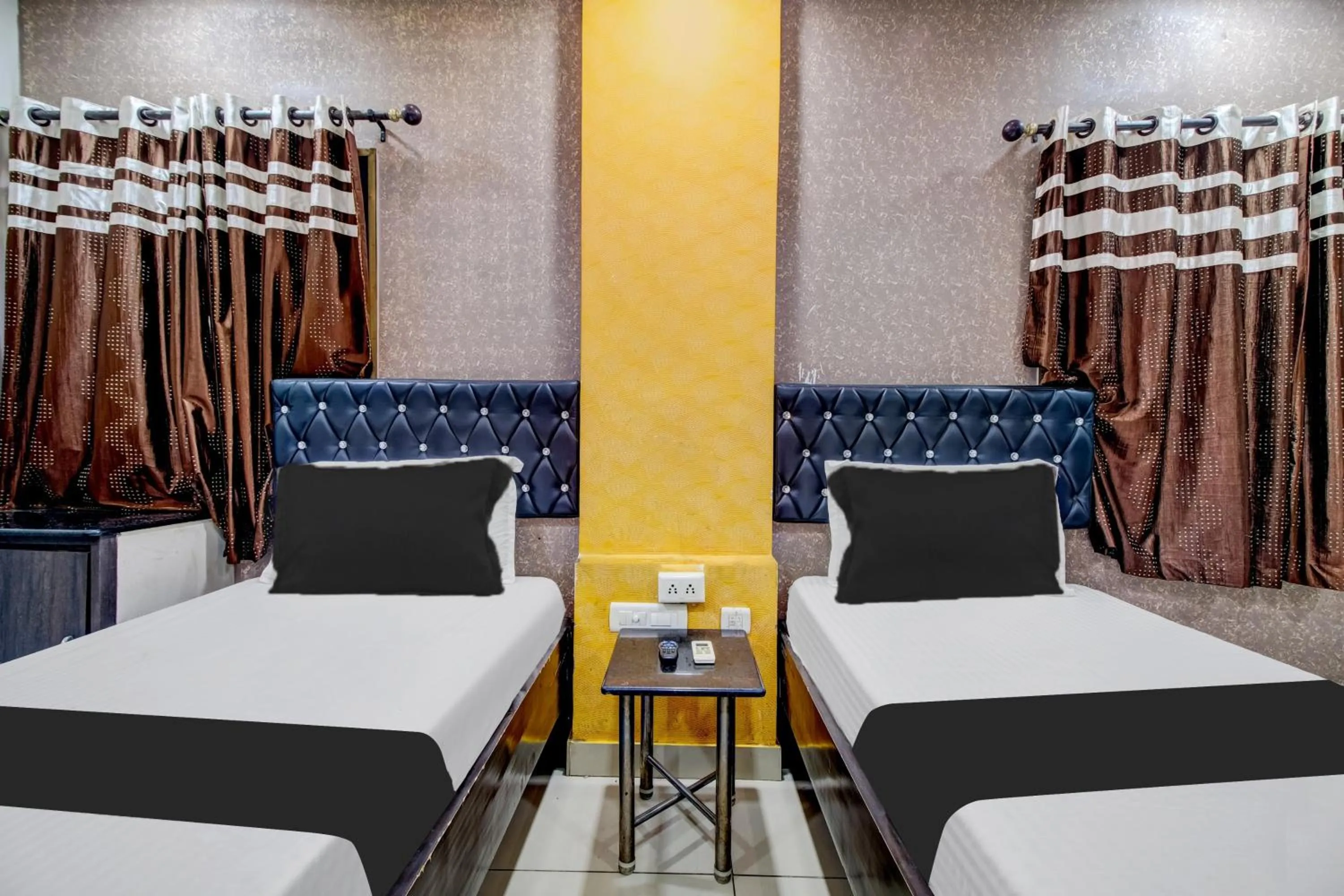 Bedroom, Bed in Super Hotel O Rajadhani