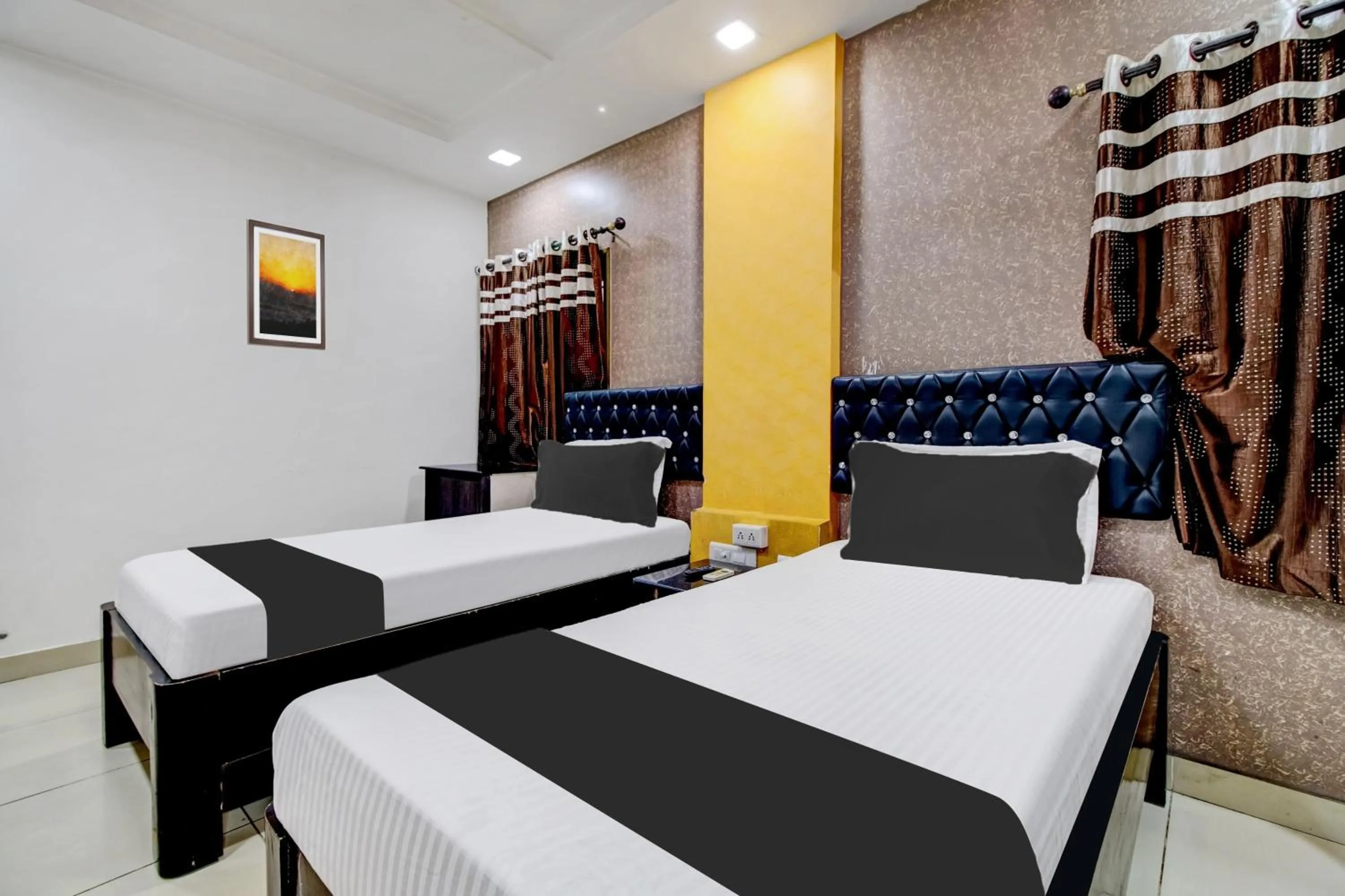 Bedroom, Bed in Super Hotel O Rajadhani